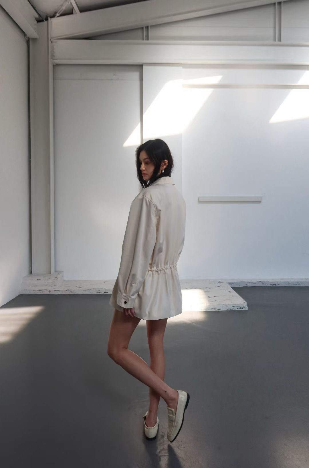 B03 / FRONT OVERSIZED POCKETS JACKET