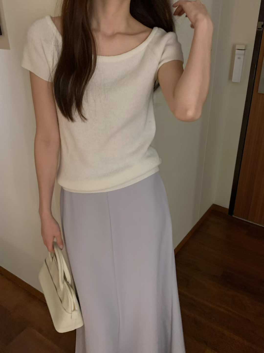 ELIAN SCOOP NECK CAP SLEEVES RIBBED TOP