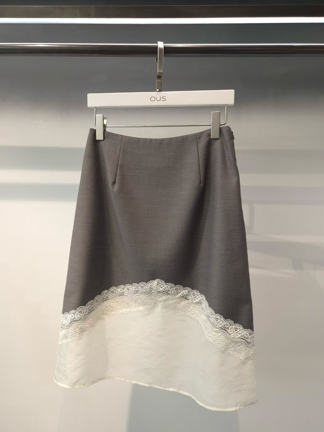 PH08 / Lace Trim Midi Skirt