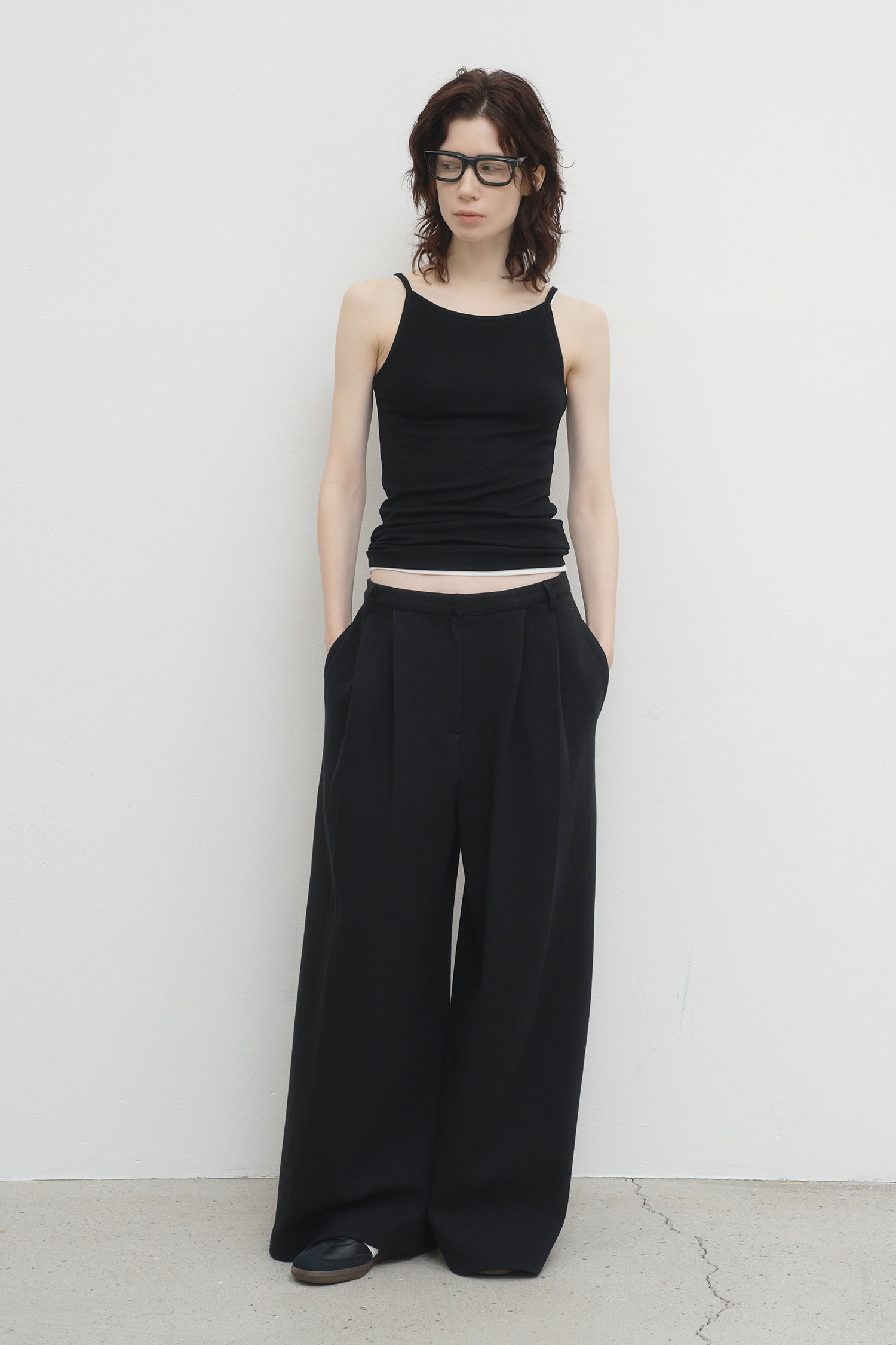 WW24 / TUCK WIDE CUSHION SLACKS