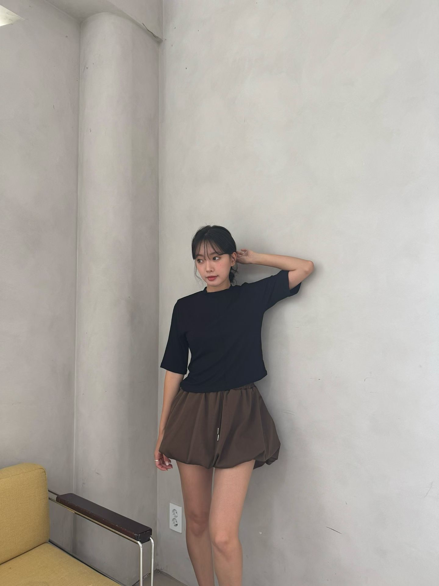 YQ34 / HIGH NECKLINE SOFT TEE