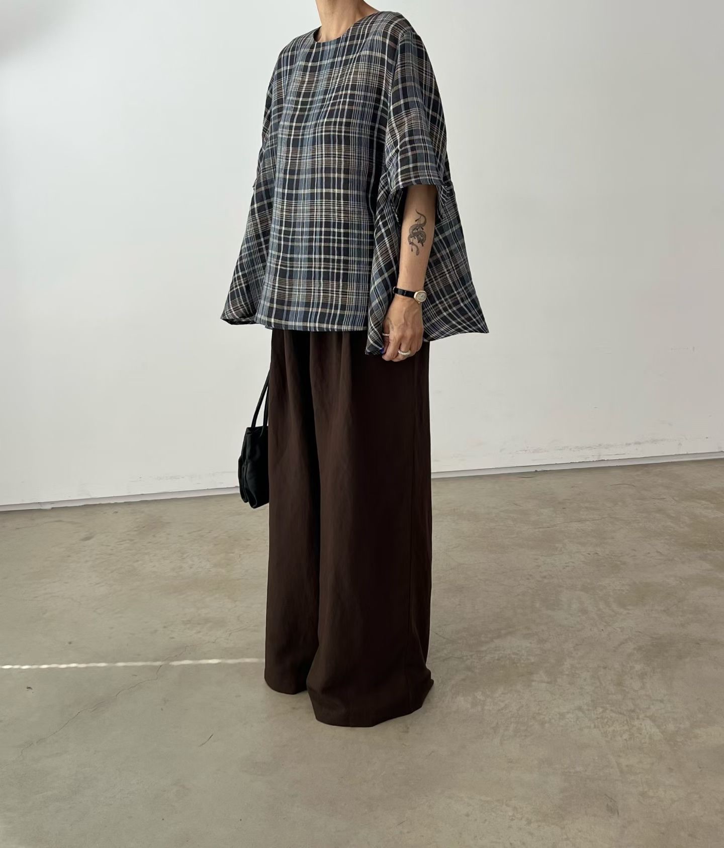 VN30 / SHORT SLEEVES PLAID A-LINE TOP
