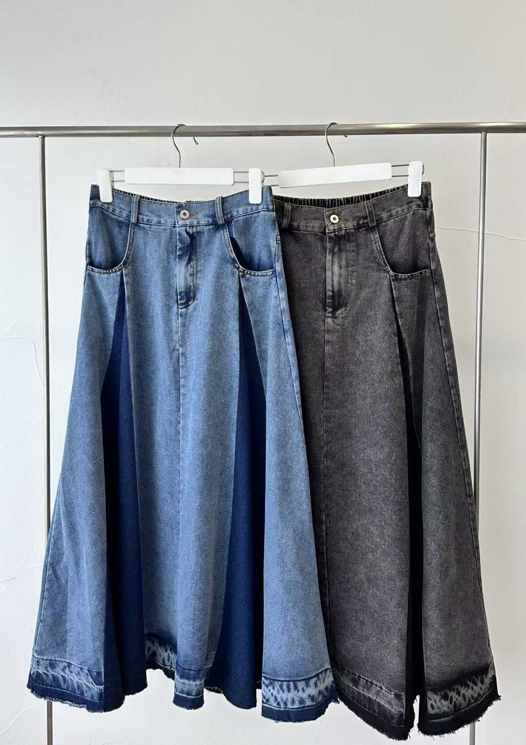 DIYA TWO-TONE DART MAXI SKIRT