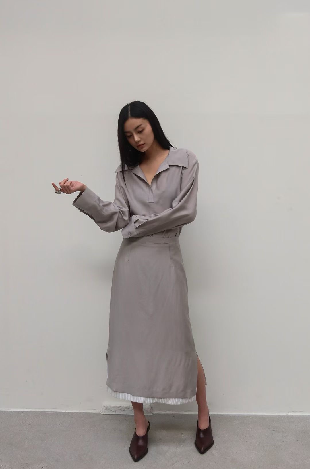 BY05 / OPEN COLLAR SOFT BLOUSE