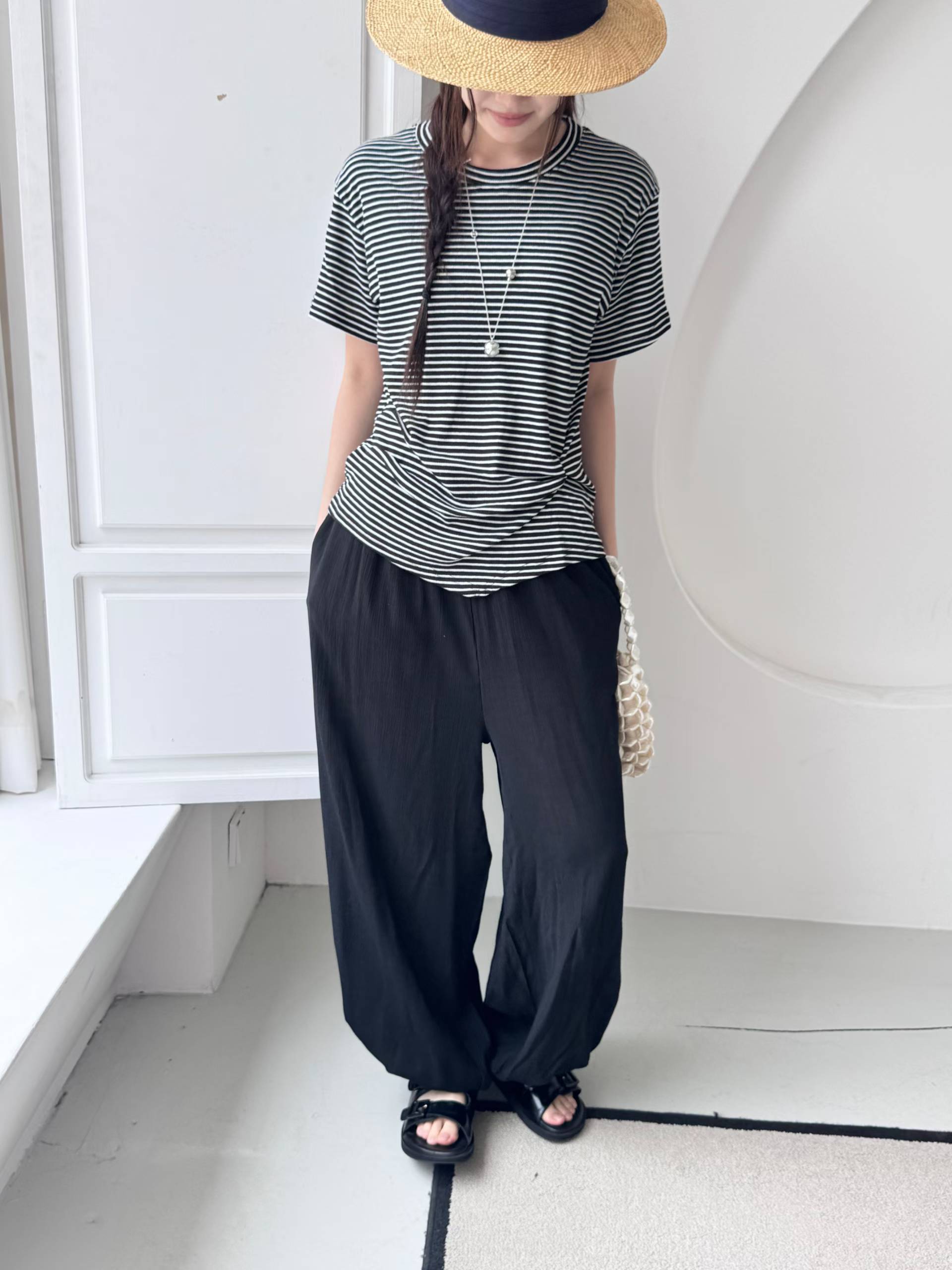 FLOELLA KNOT STRIPE TEE