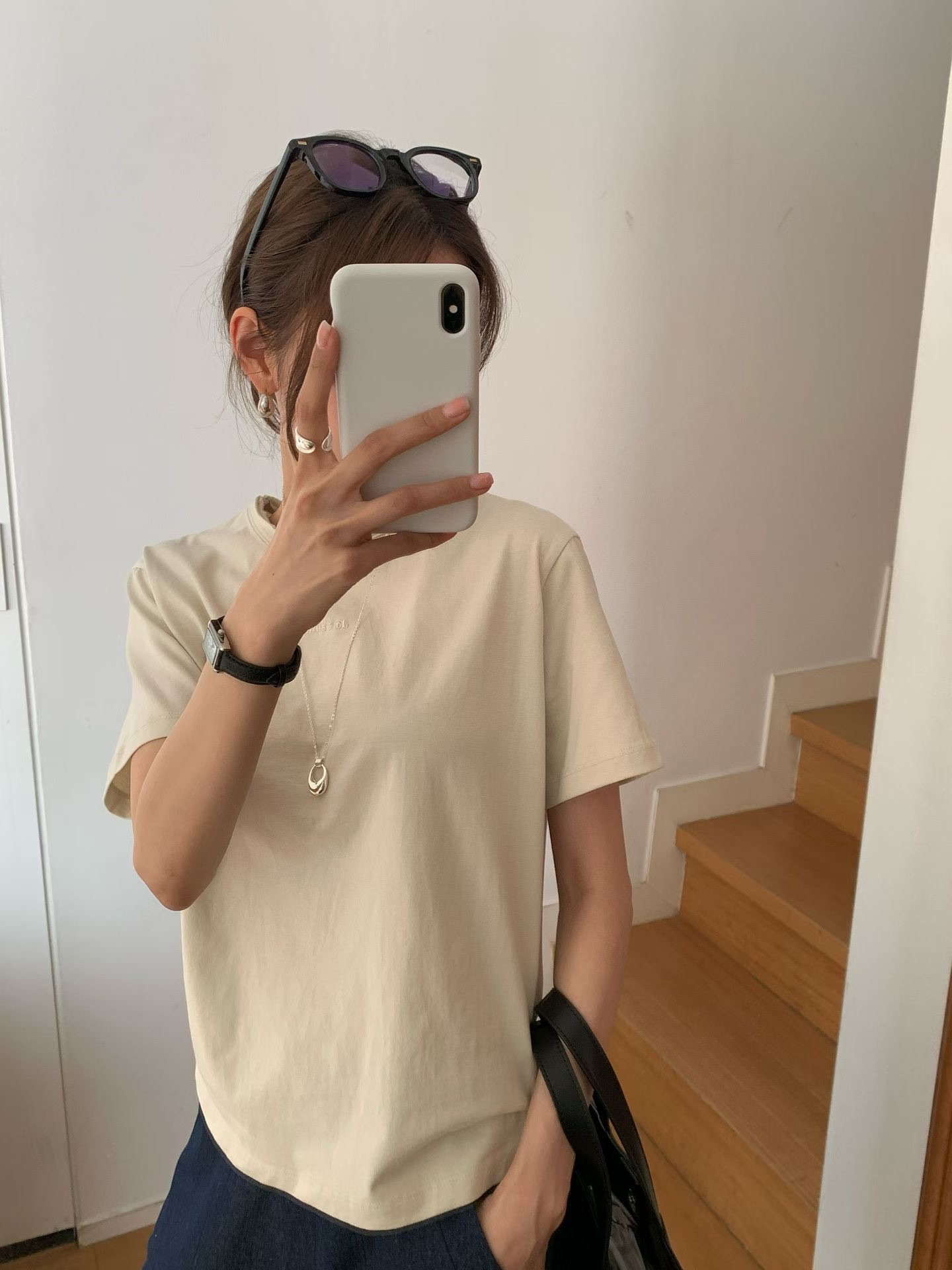 DWYN "JE'TAIME" EMBROIDERED TEE