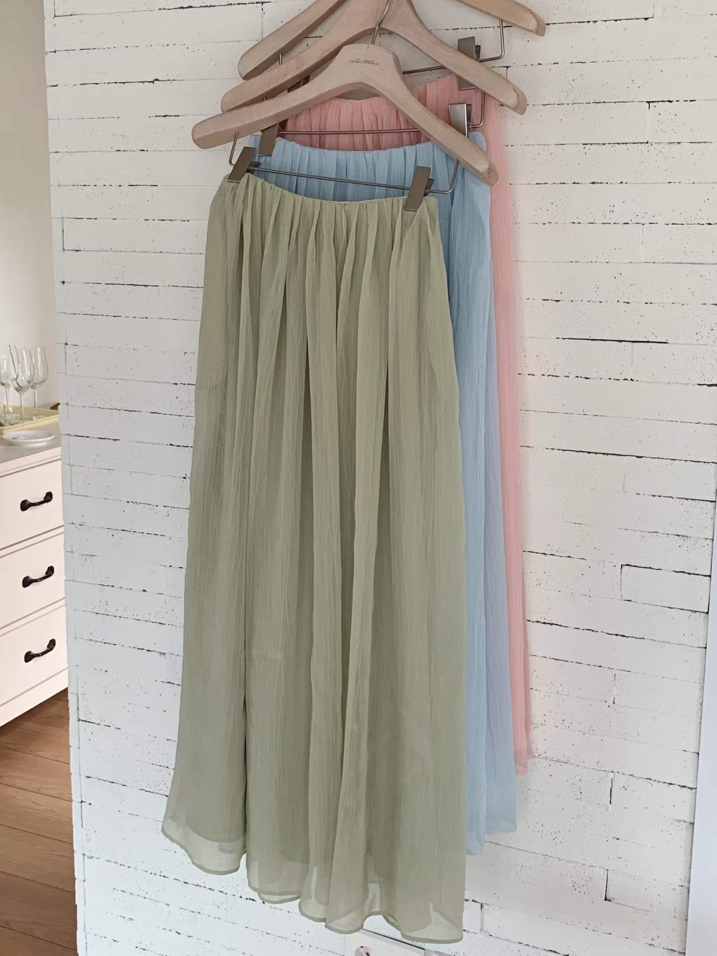 EMERALD FLOWY GAUZE SKIRT