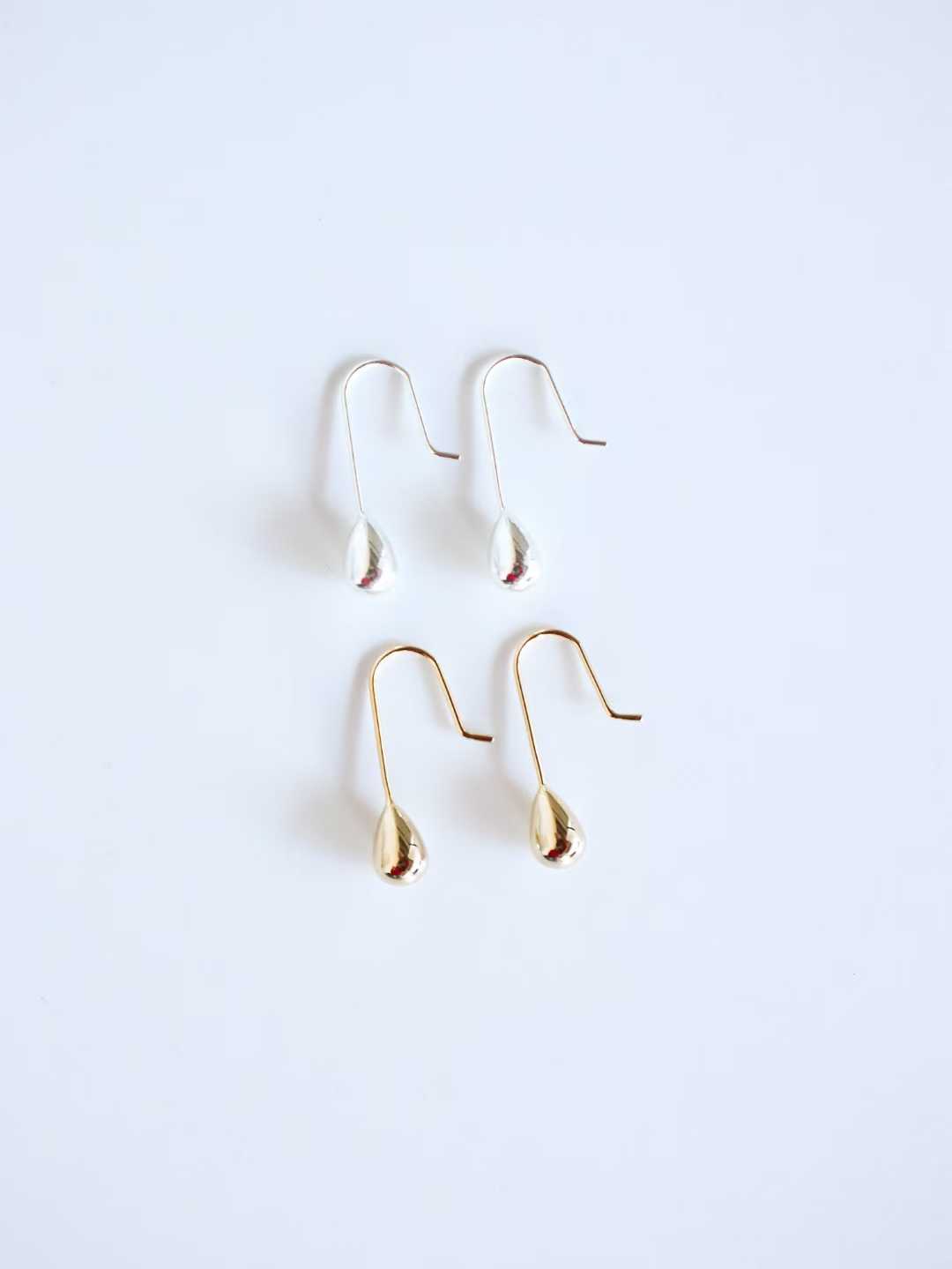 DULCIA TEARDROP HOOK EARRINGS