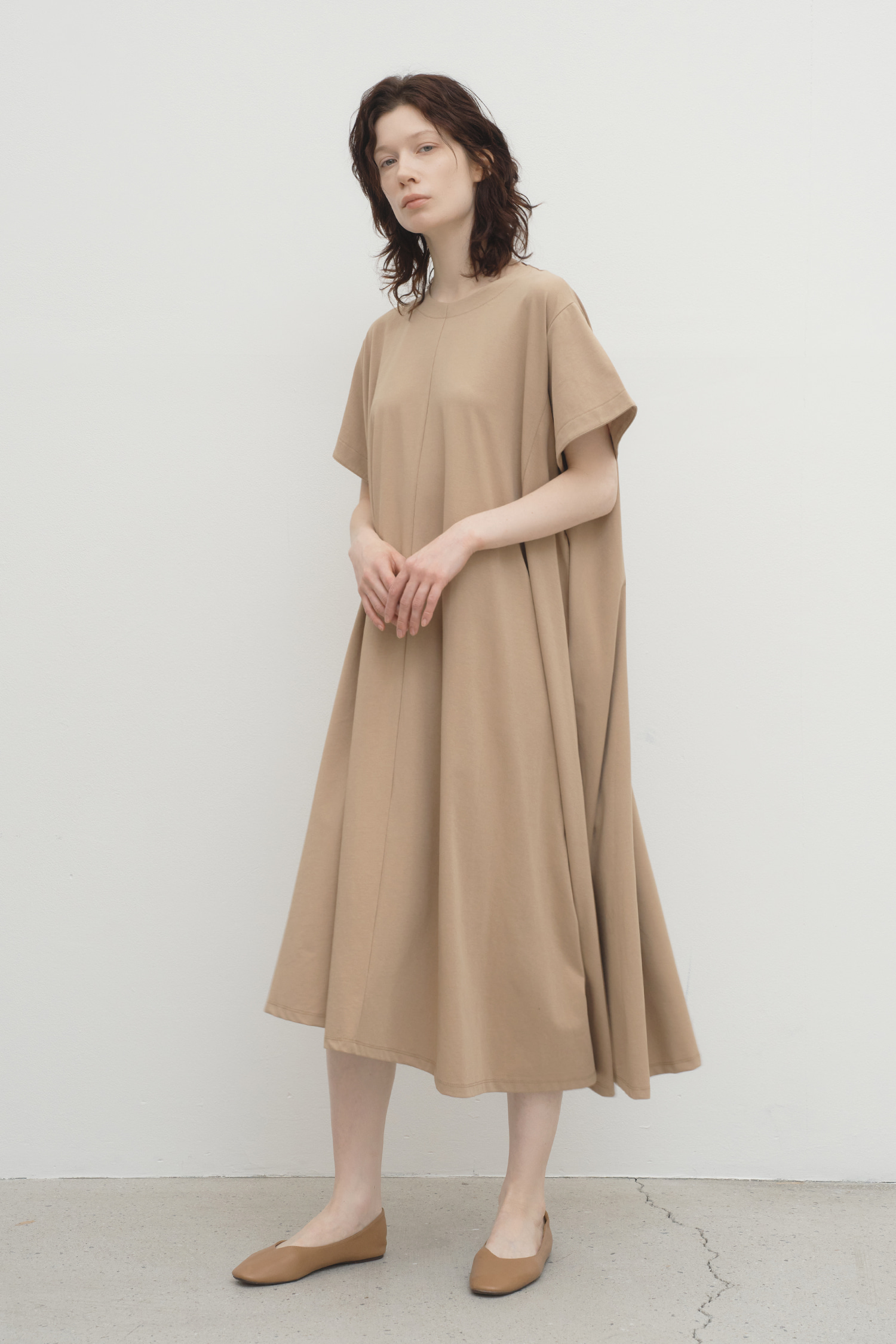 WW23 / KITTEN DIAGONAL FLARE DRESS