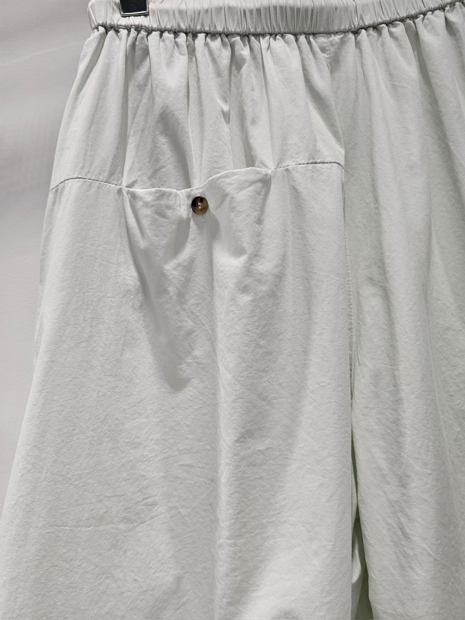YY21 / BANDED WAIST BALLOON FLARE TROUSERS