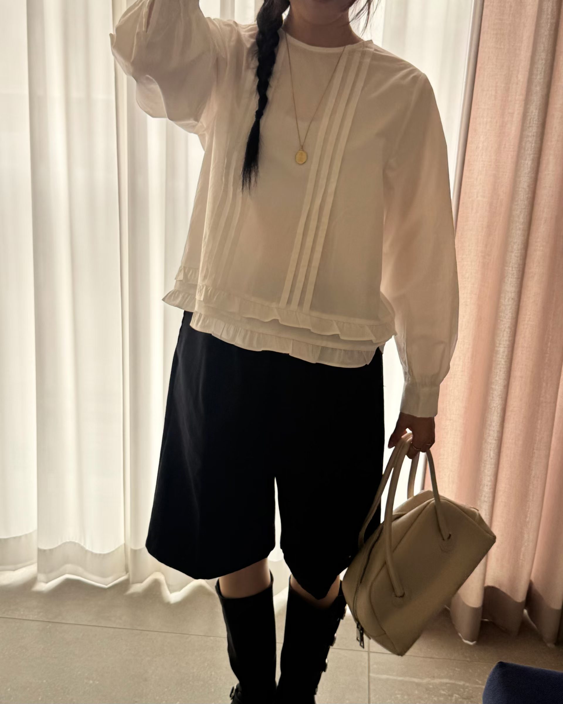 EGYPT RUFFLE HEM TWO WAYS BLOUSE