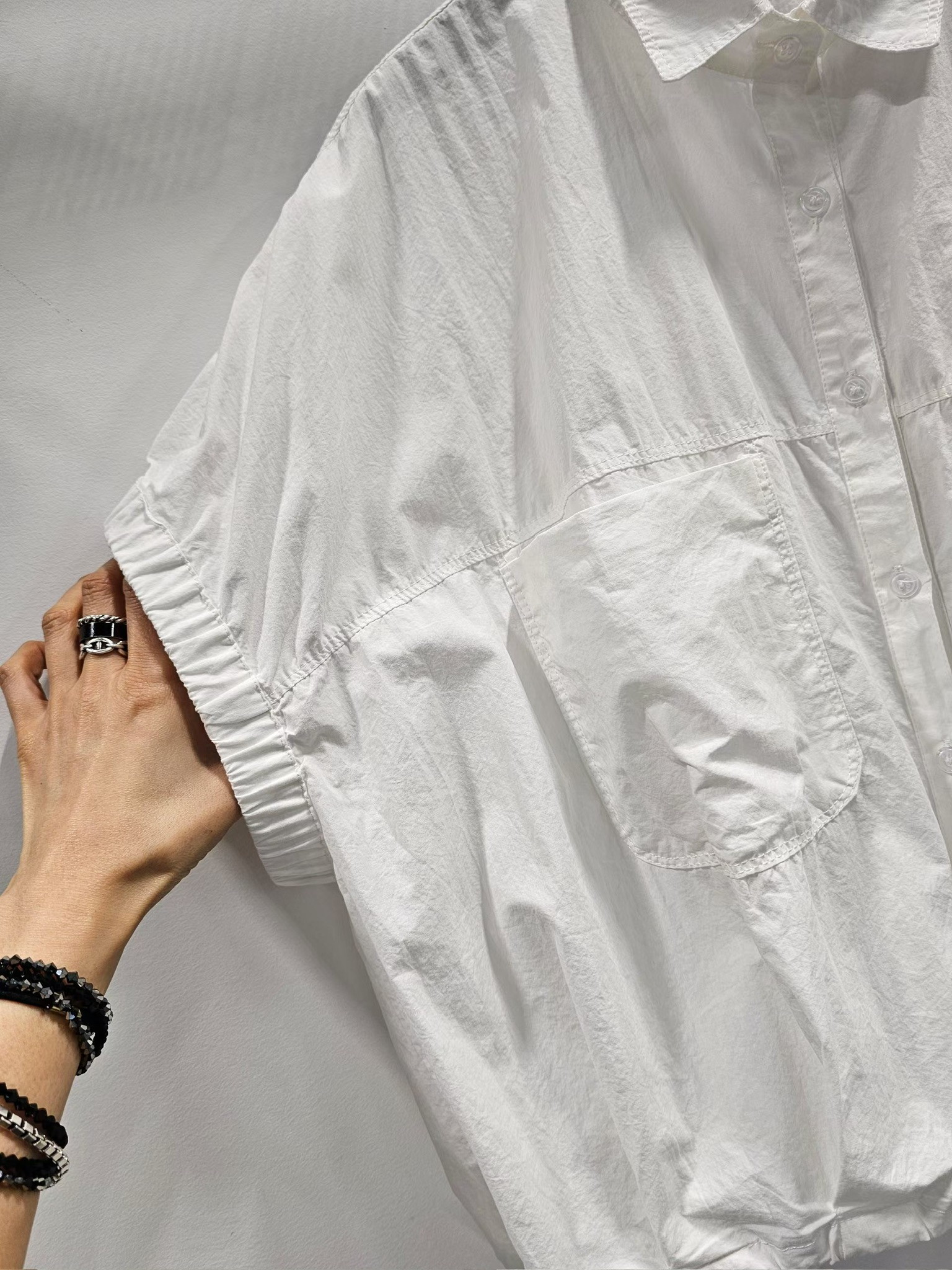 YY26 / TOGGLE HEM POCKET SHIRT