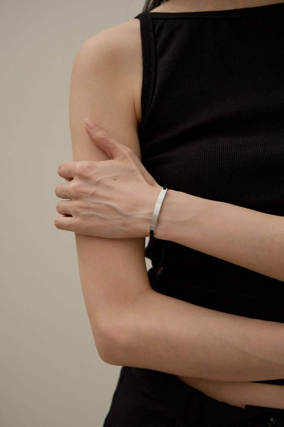 ERIS SURGICAL STEEL MINIMALIST BRACELET
