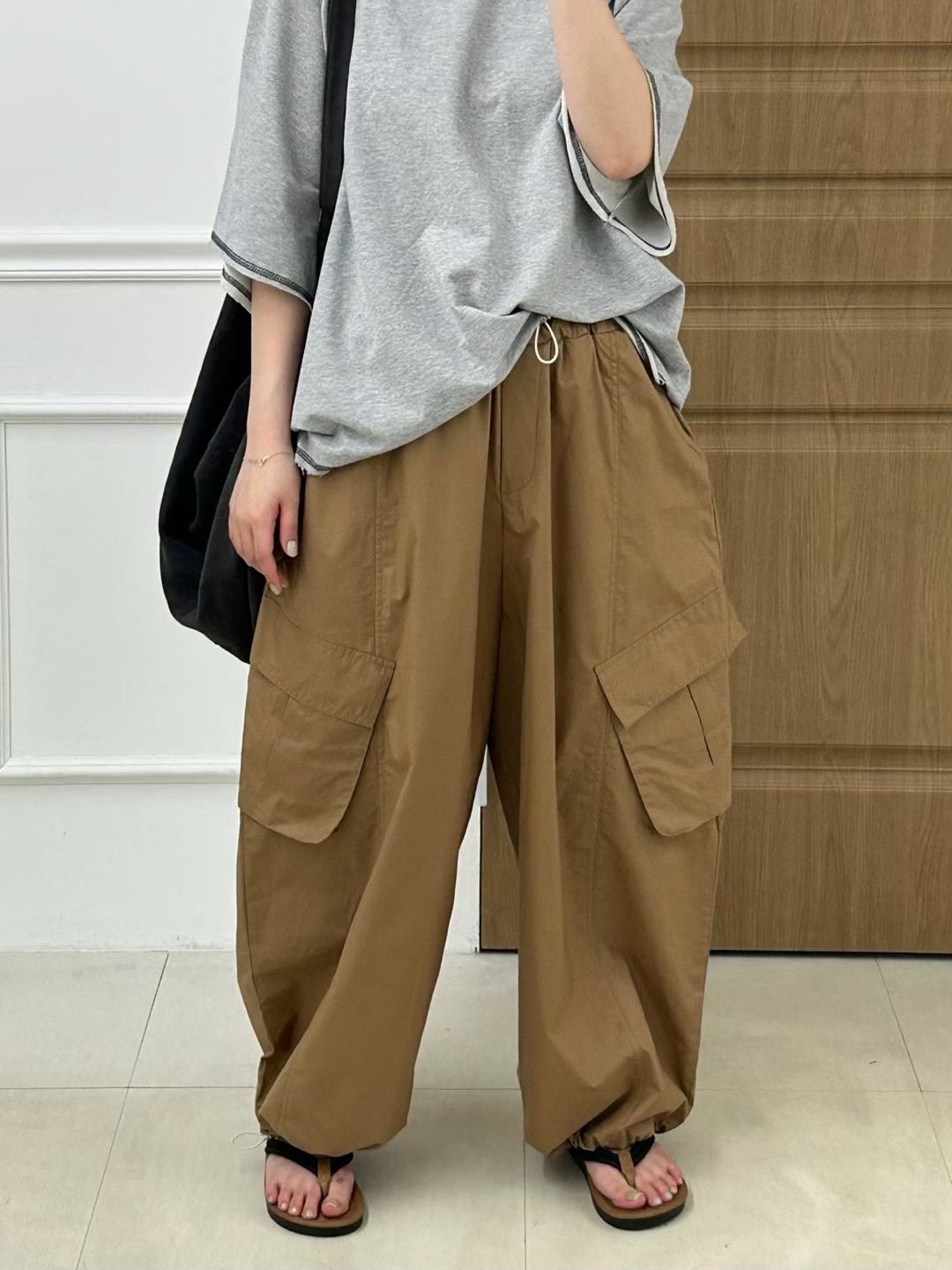 KL20 / TOGGLE HEM UTILITY TROUSERS