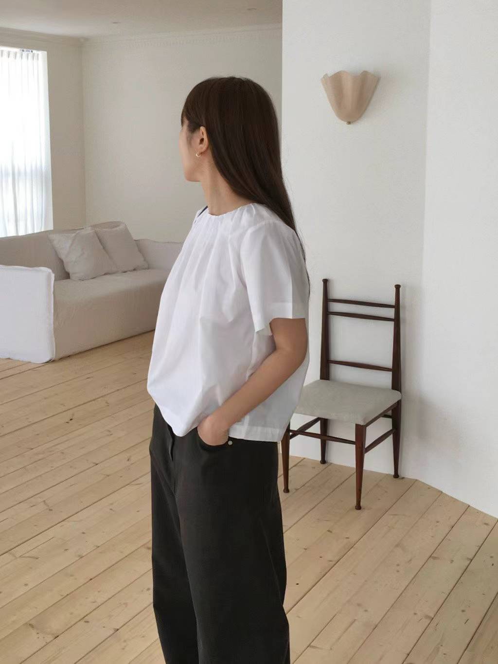 EDDIE SHIRRING COLLAR BLOUSE