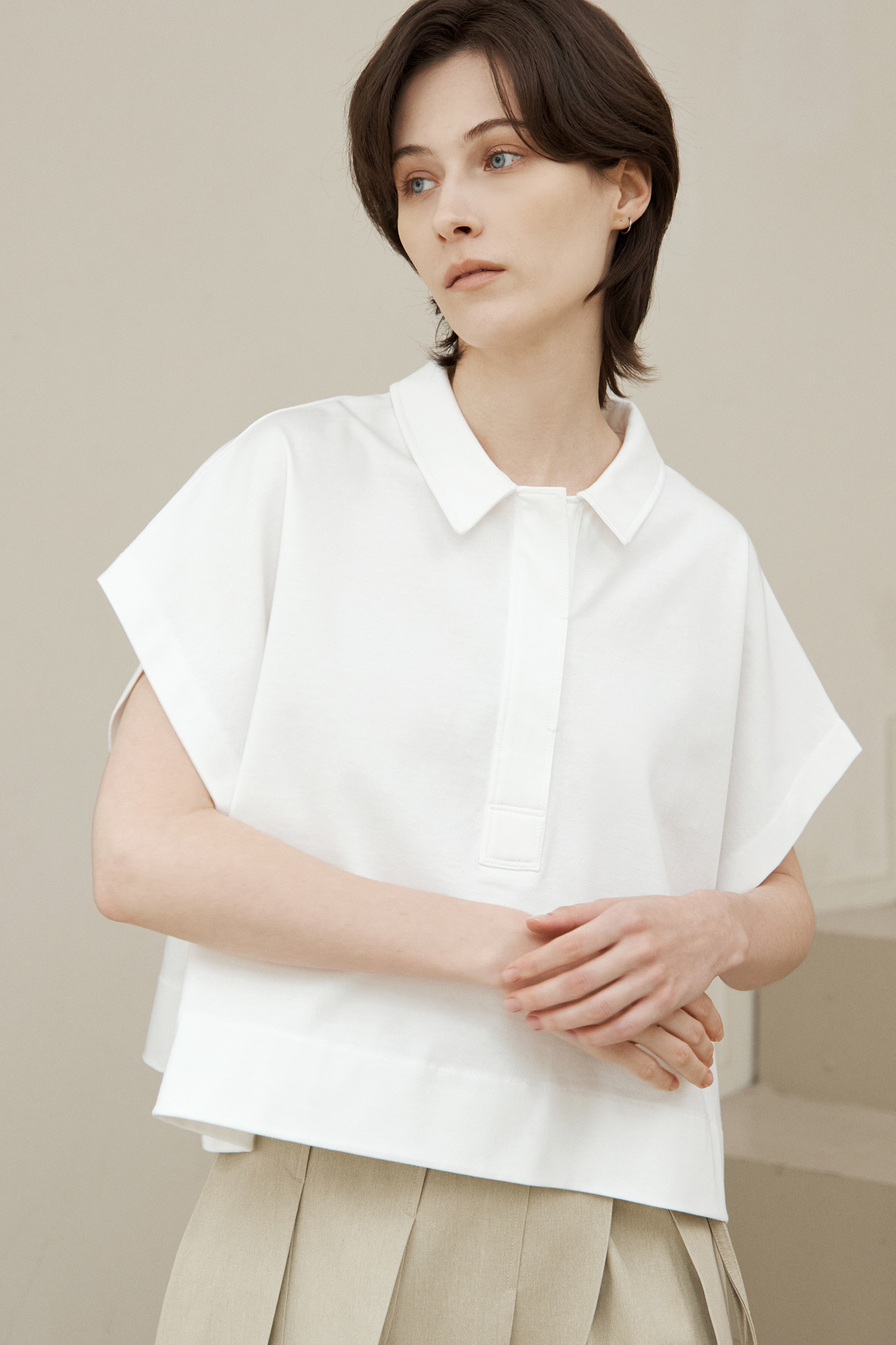 WW19 / SQUARE SILK COLLAR SHORT SLEEVES POLO