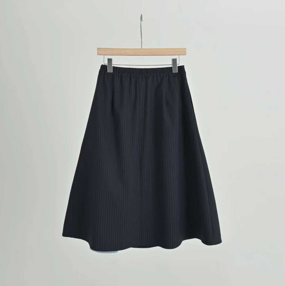 EMORY ZIP DETAIL PINSTRIPE SKIRT