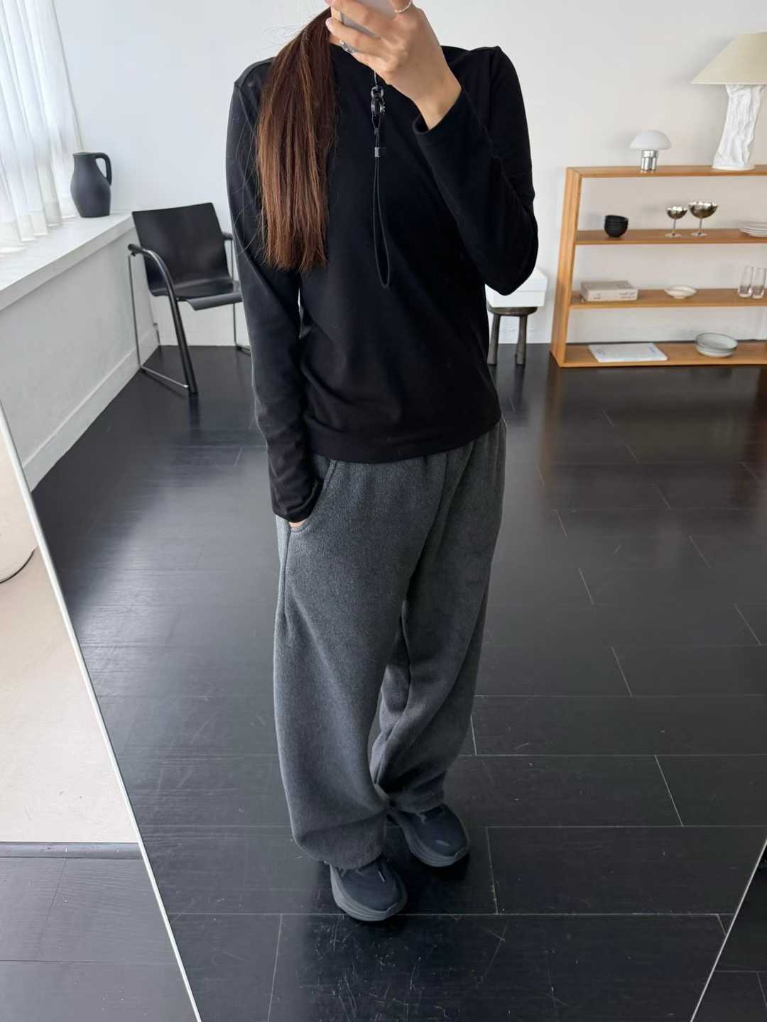 DENISE SHOULDER PIPING LONG SLEEVES TEE