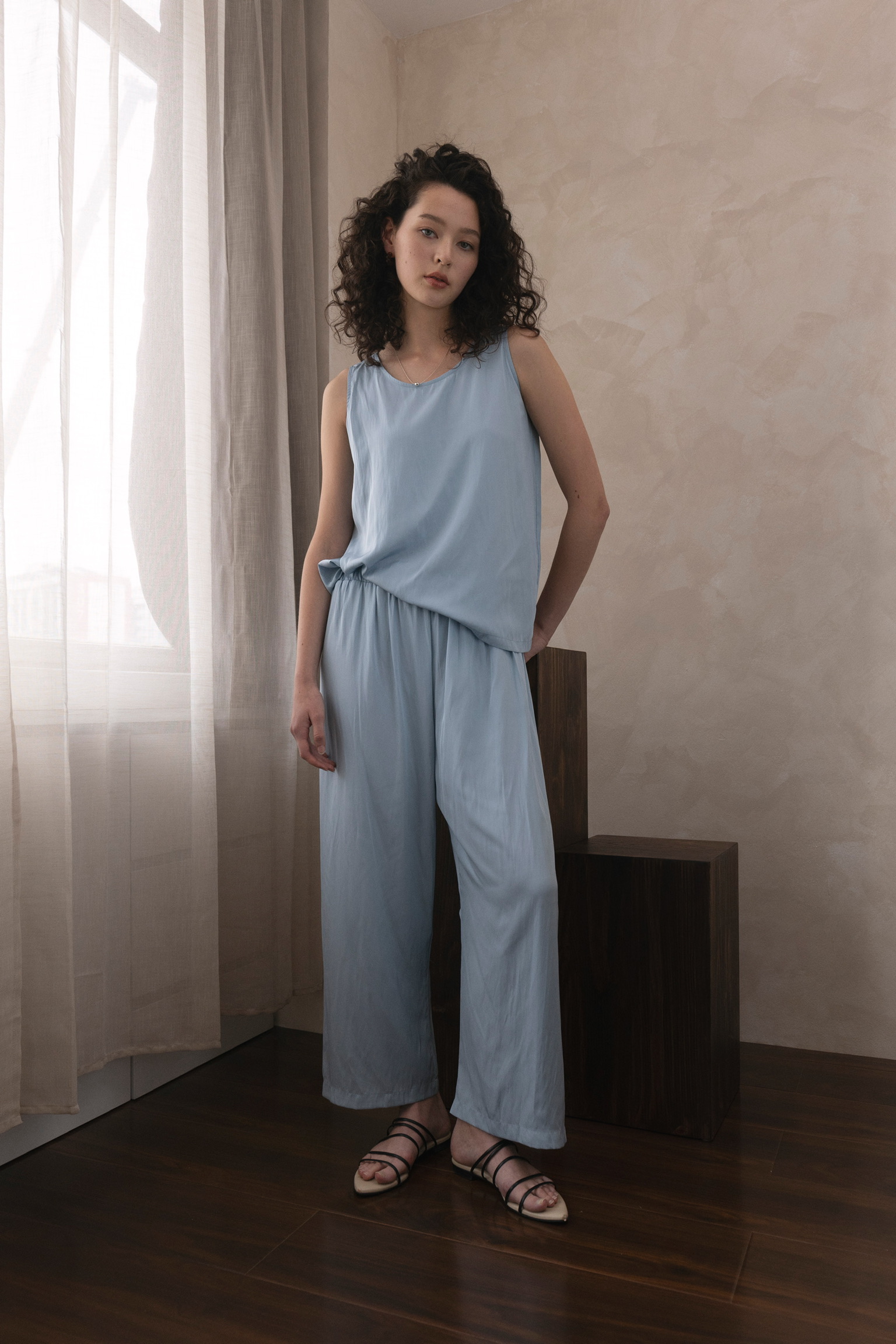 AL11/ CO-ORD LUX OVERLAP TOP/PANTS SET