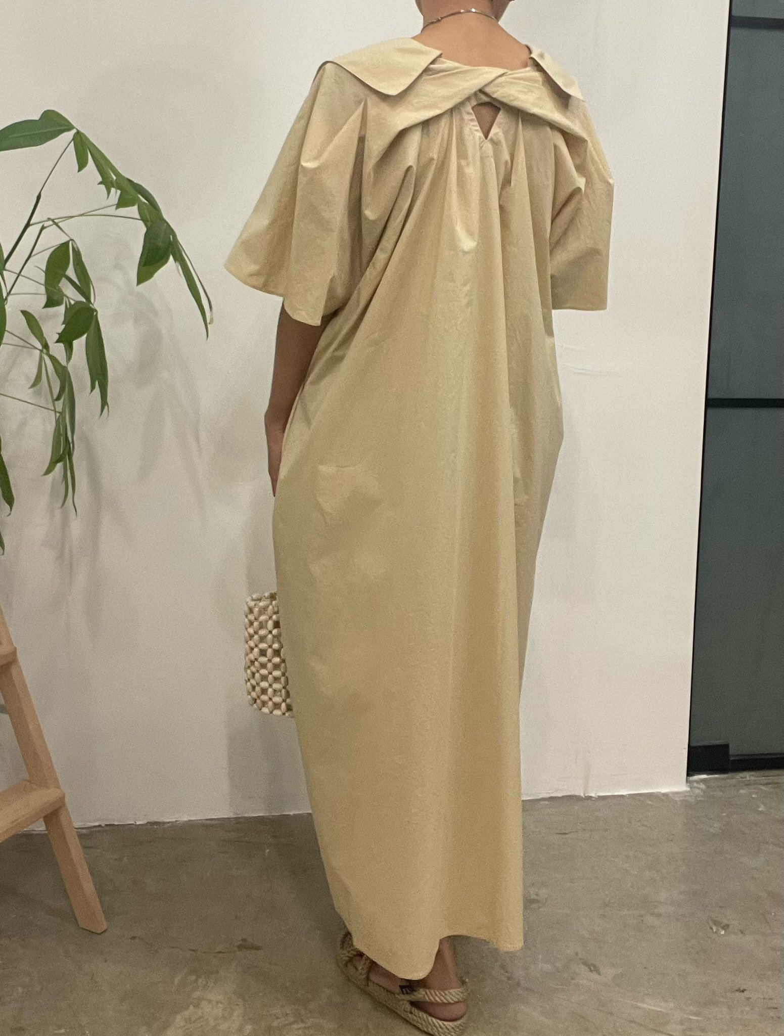 Sofie twisted back details pocket shirt dress