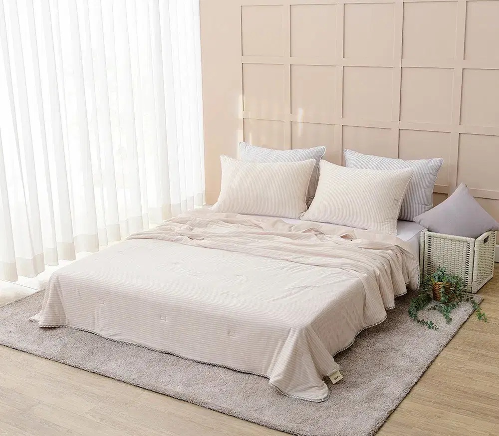 BT01 / Ice Cool Series: Stripe Blanket