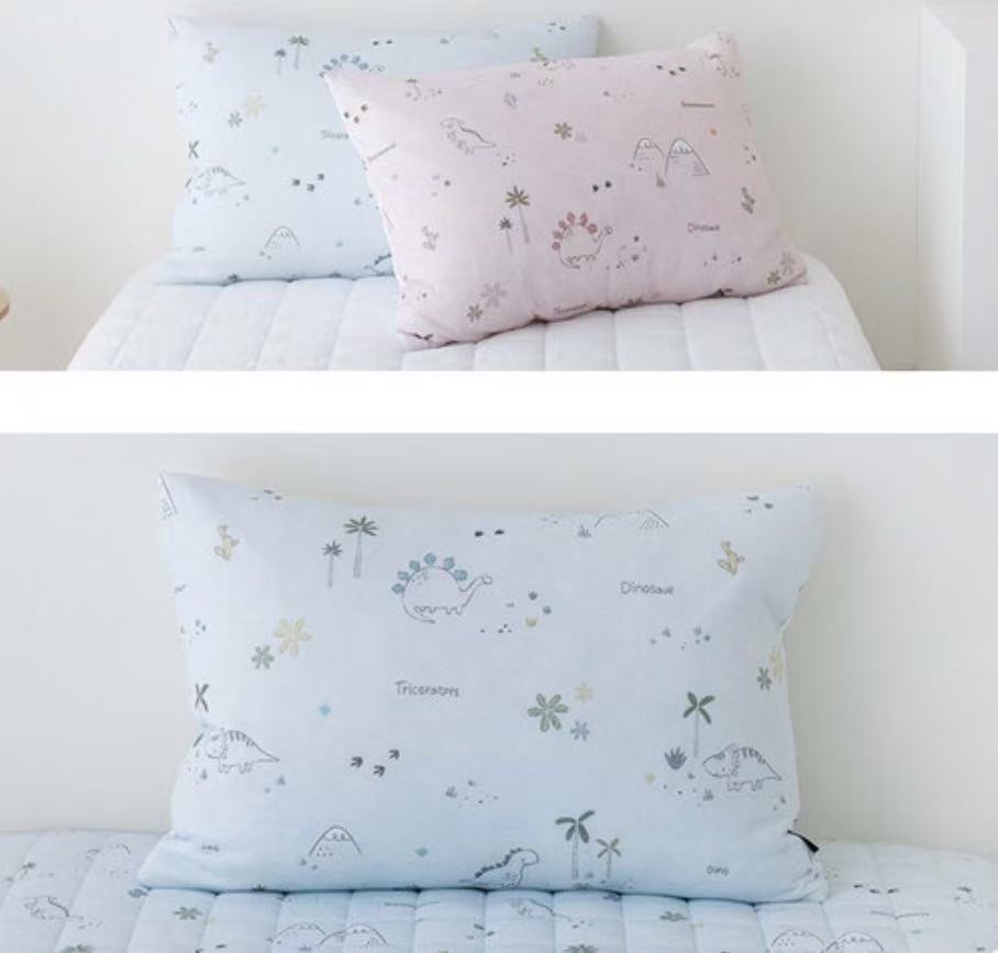 BT05 / Ice Cool Series: Dino Print Ice Cool Blanket