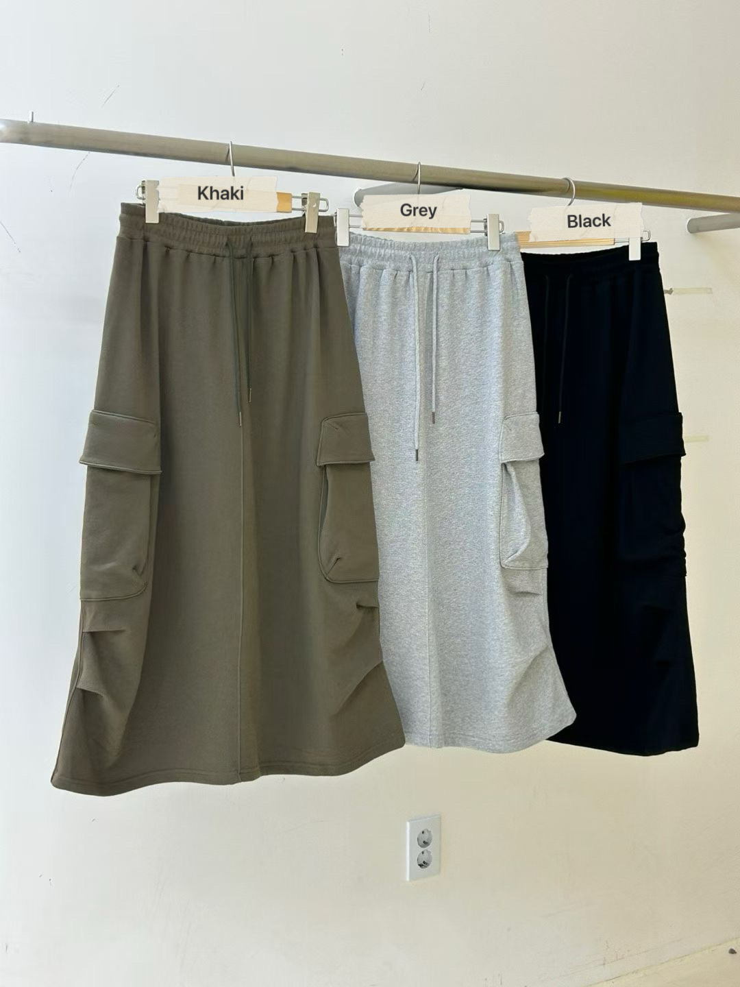 KL18 / UTILITY CARGO POCKET MAXI SKIRT