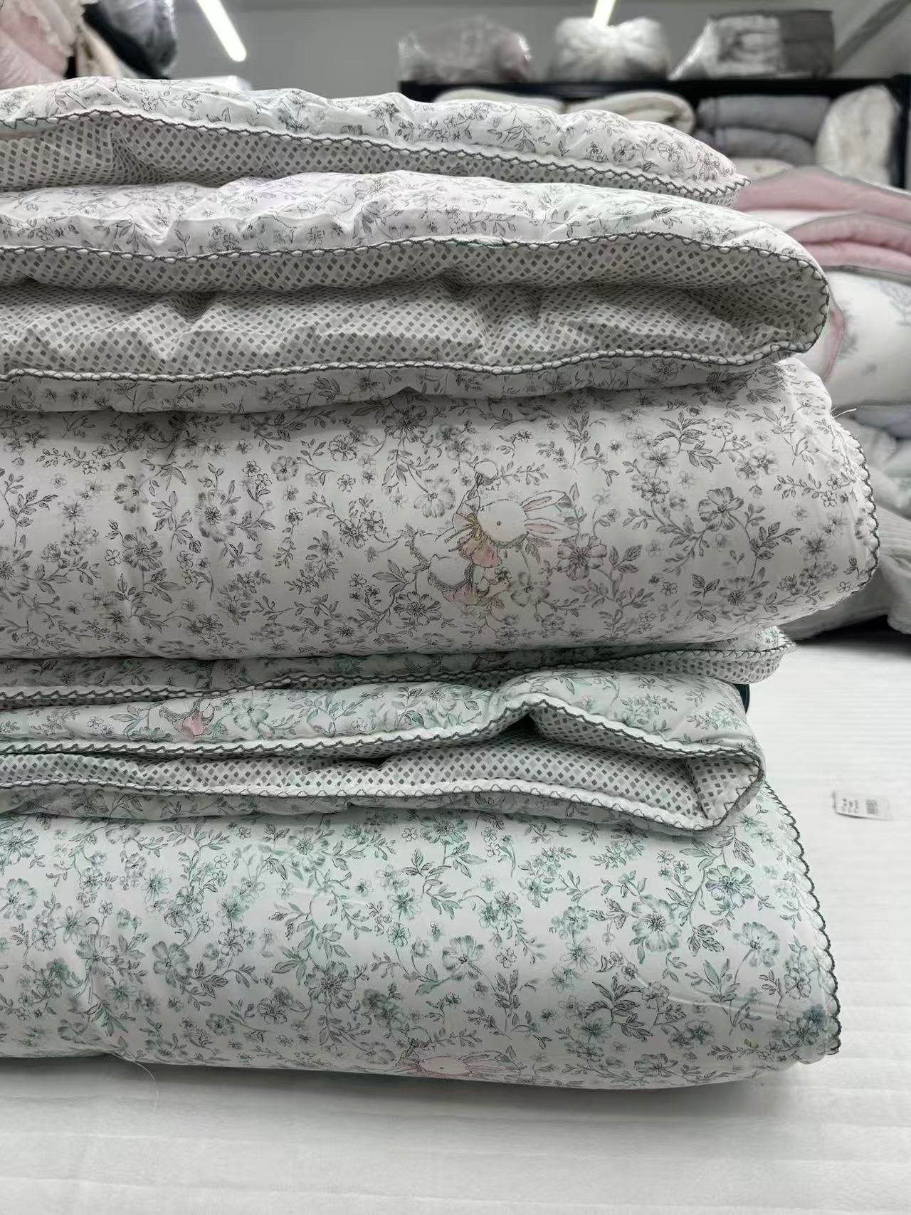 BT11 / 4 Season Series: Bunny in the Garden Blanket