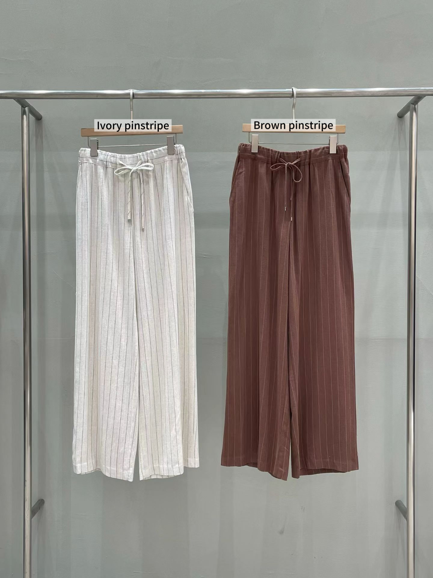 MU12 / PIN-STRIPE DRAWSTRING RELAX TROUSERS