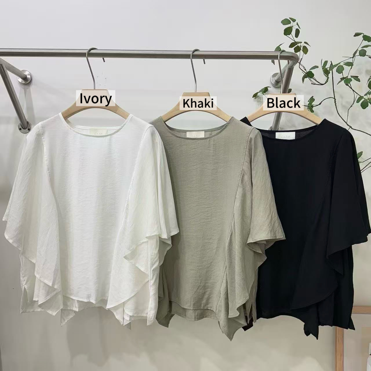 CS13 / BAT WING FLOWY BLOUSE