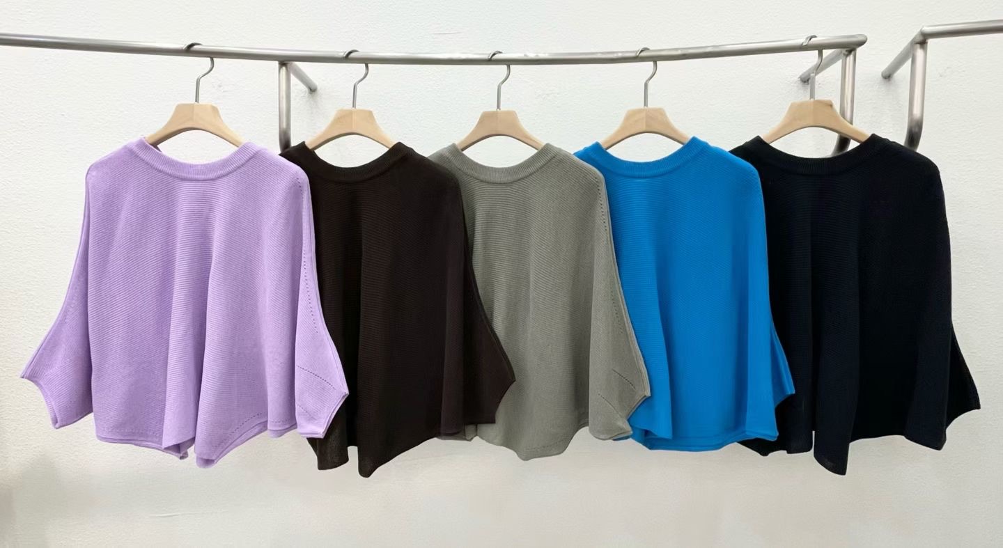 DM02 / BUTTON DOWN BAT WING CARDIGAN