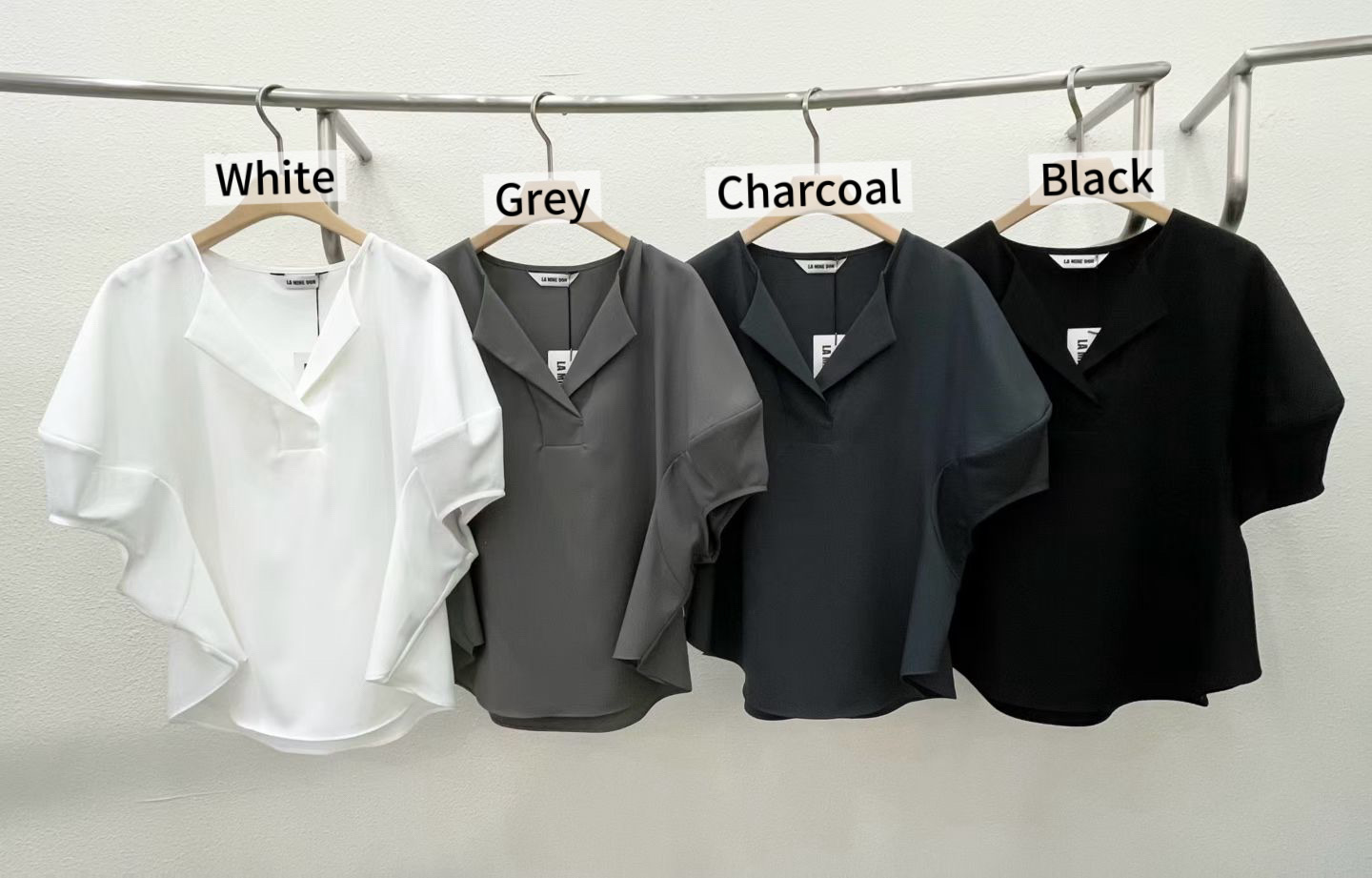 DM03 / OPEN COLLAR BELL SLEEVES TOP