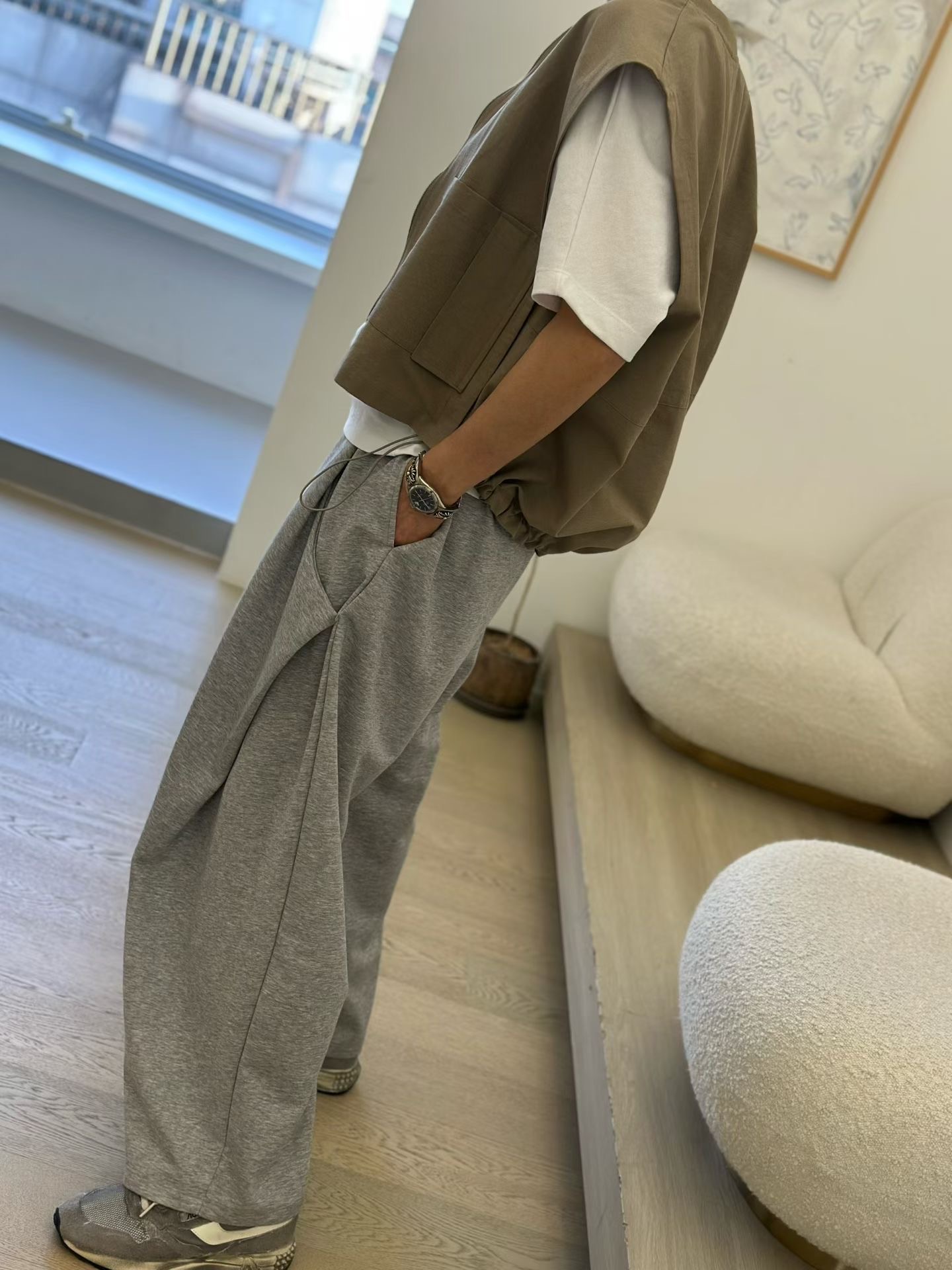 DM11 / POCKET DRAWSTRING VEST