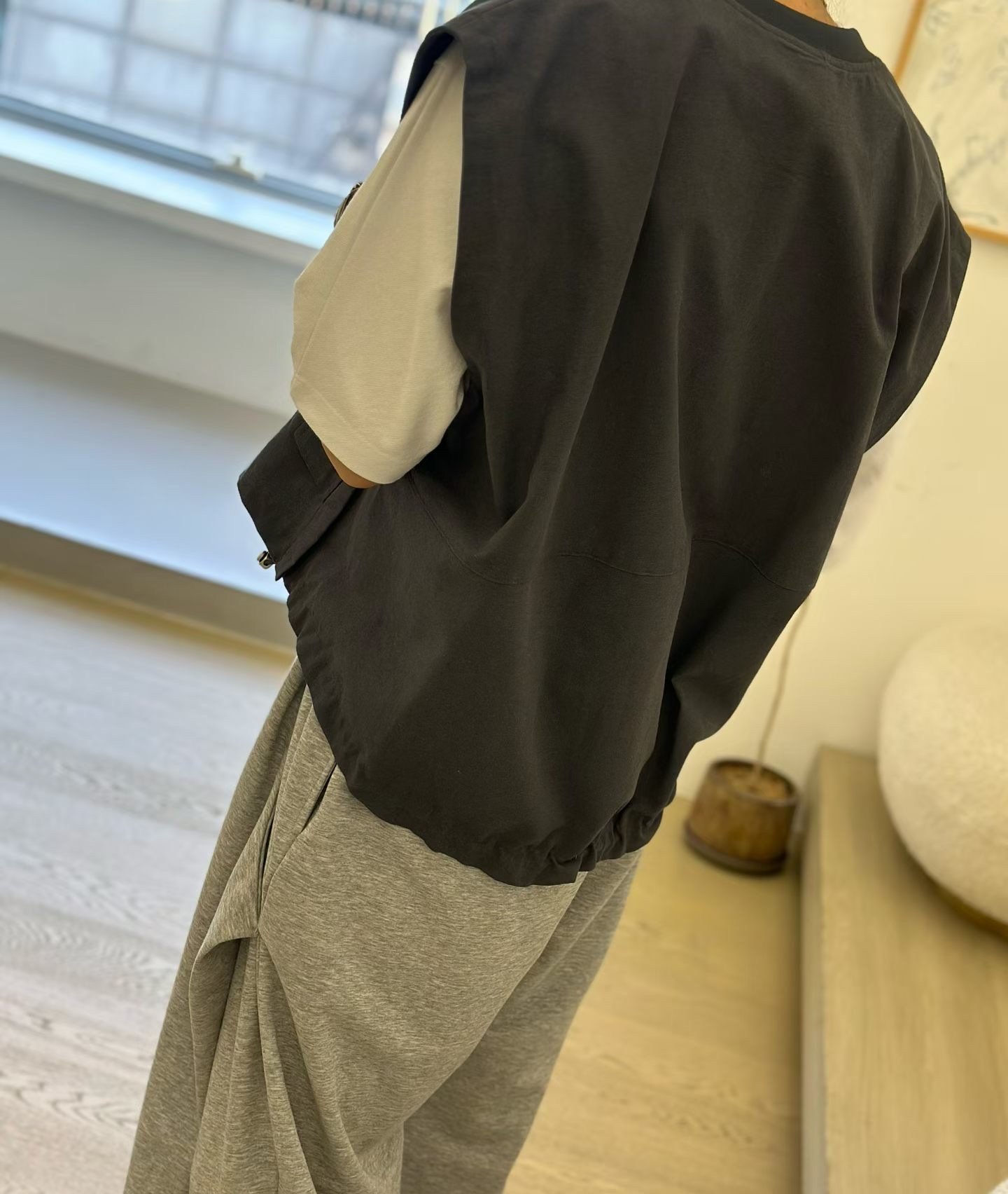 DM11 / POCKET DRAWSTRING VEST