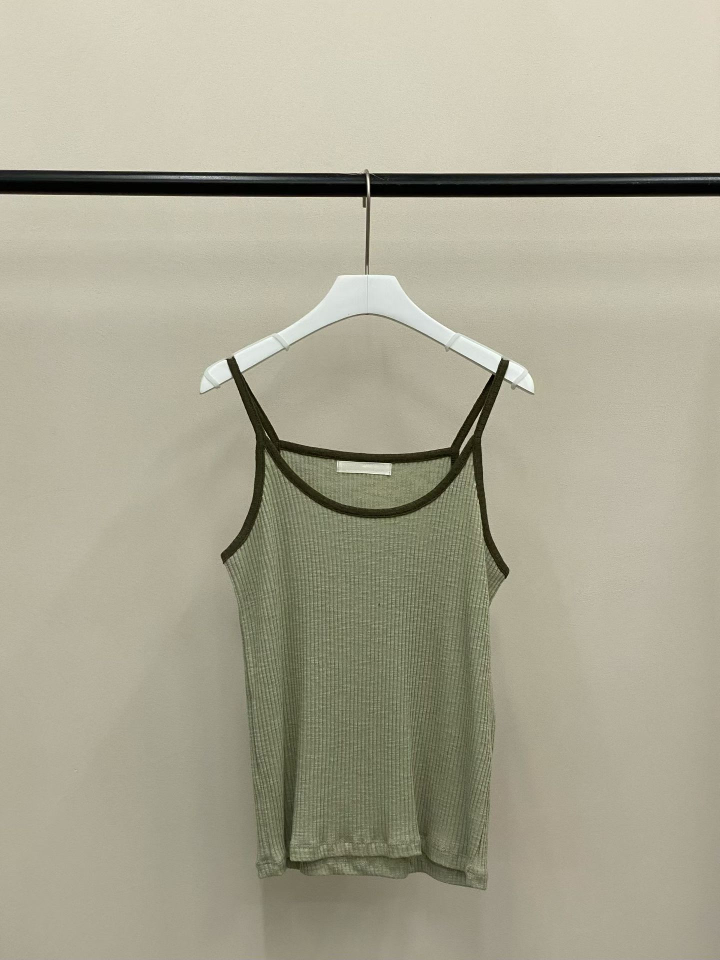 PG20 / CONTRAST TRIMMING RIBBED TANK TOP