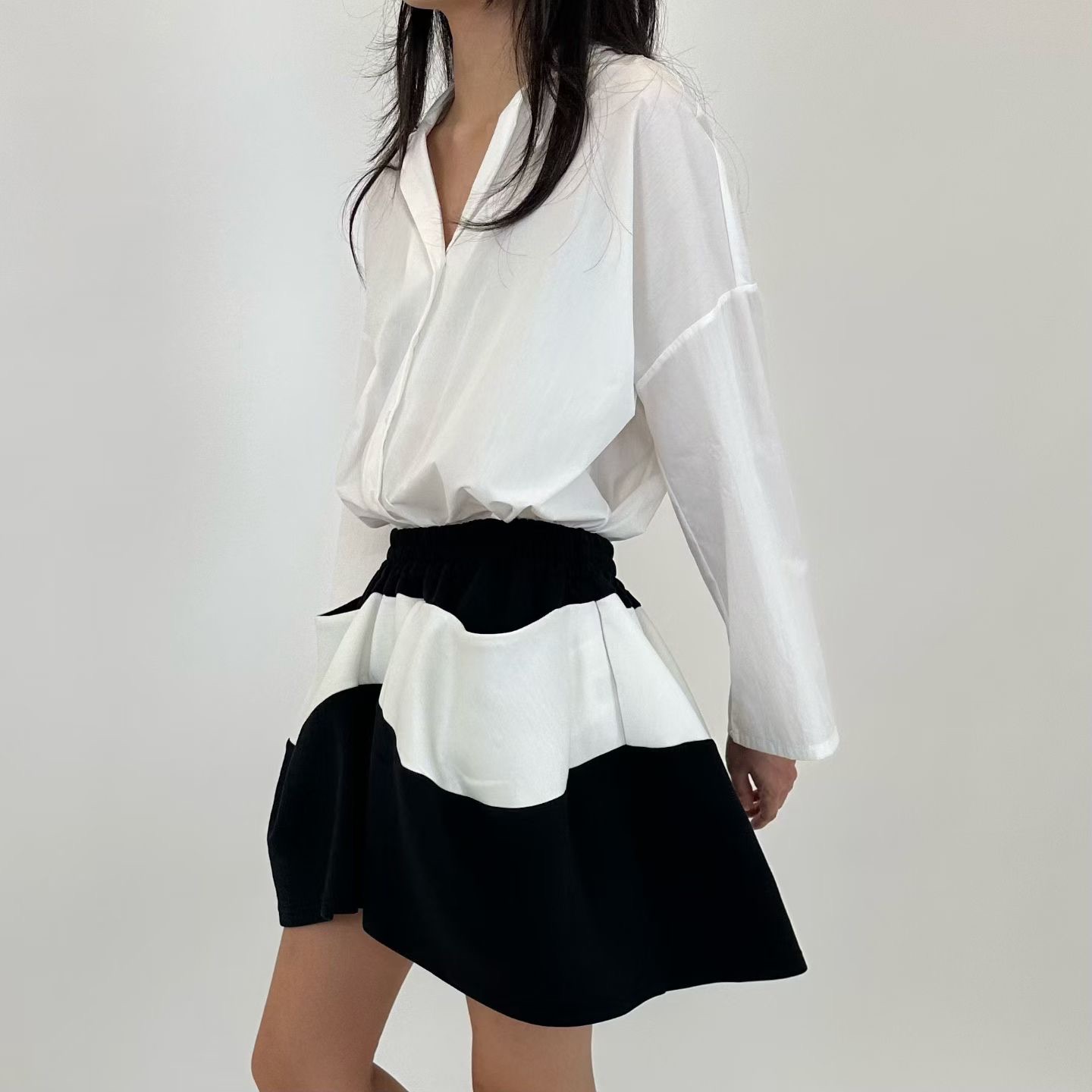EY23 / ELASTIC WAISTBAND POCKET SKIRT