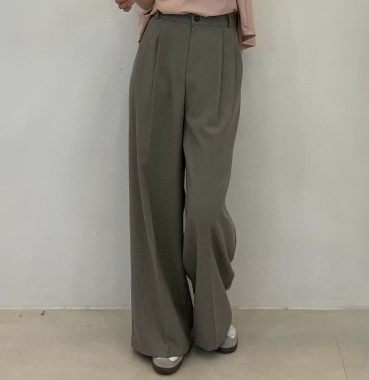 FP16 / ELASTIC WAISTBAND FRONT DARTED TROUSERS