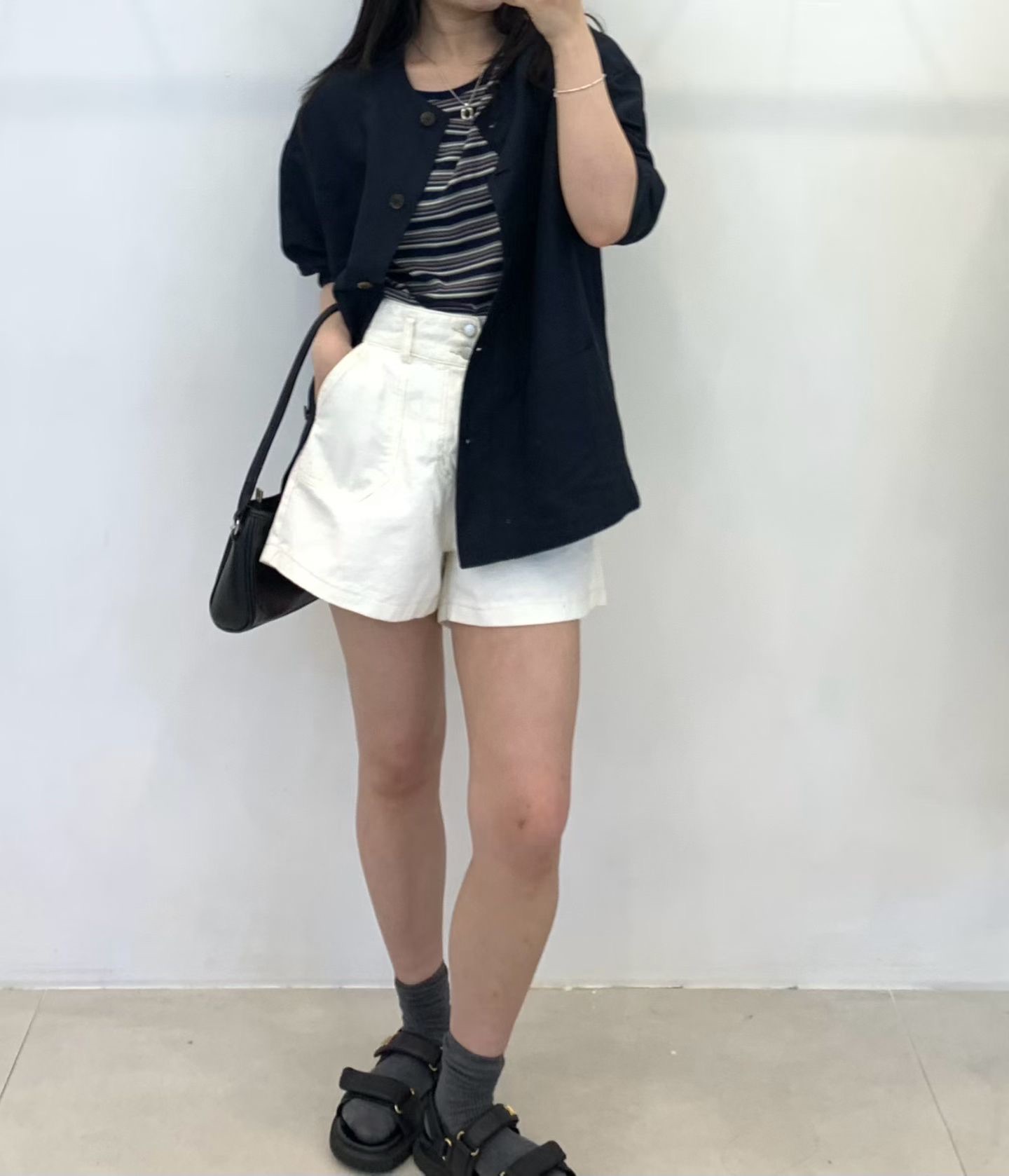 FP17 / COLLARLESS POCKET LONG JACKET