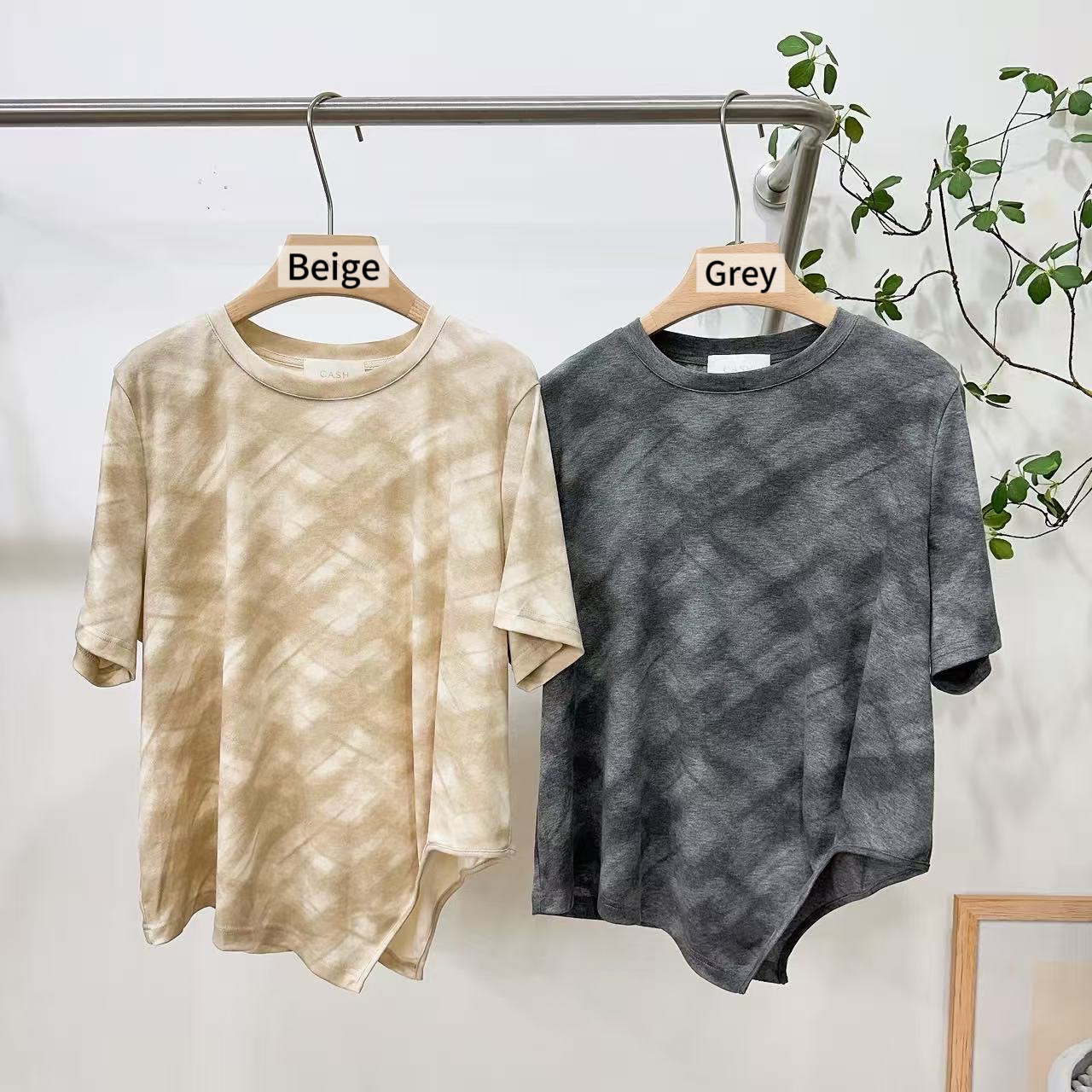 CS22 / WASHED OUT CRISS CROSS TOP