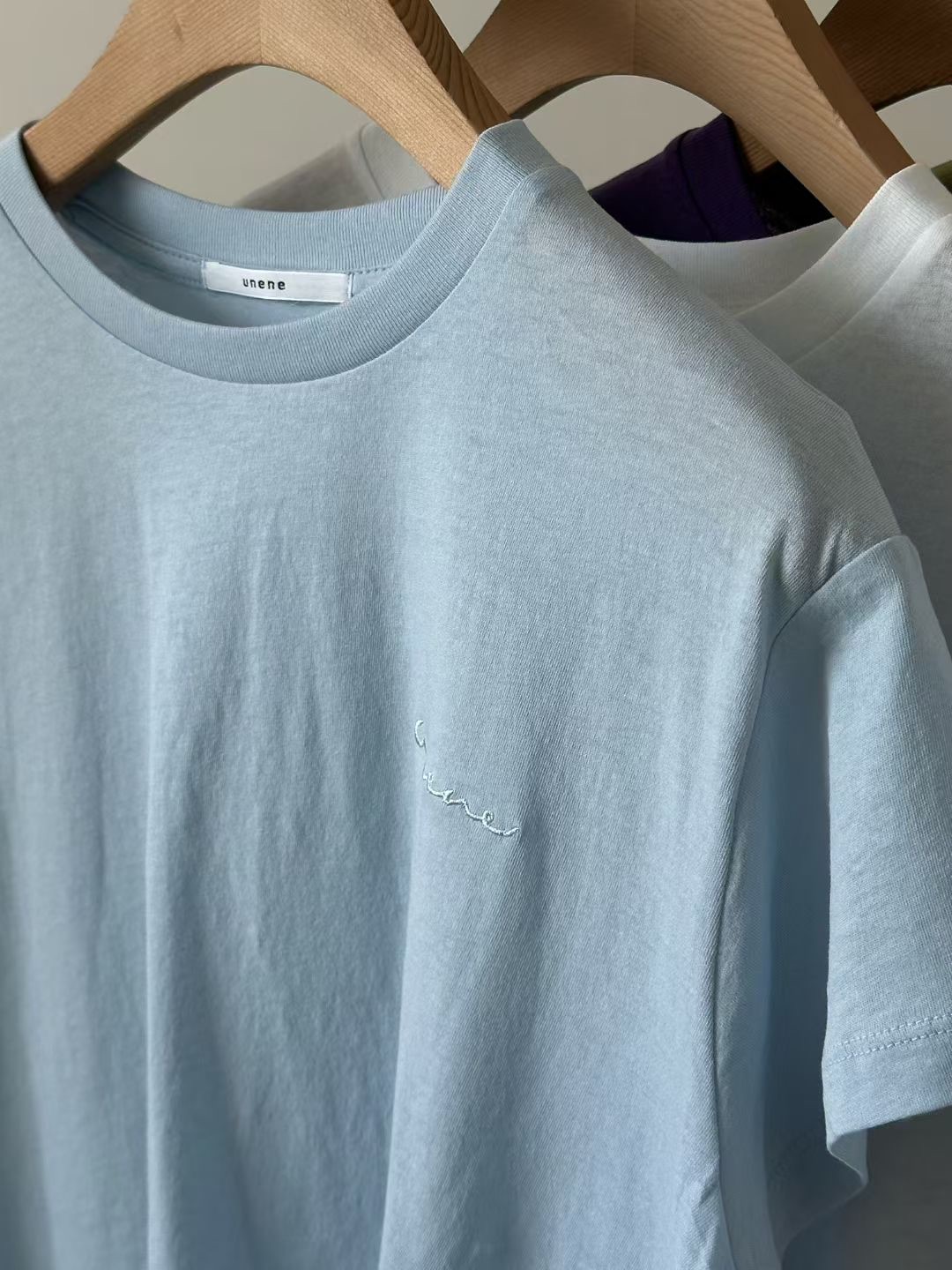 FG20 / FRONT LOGO TEE