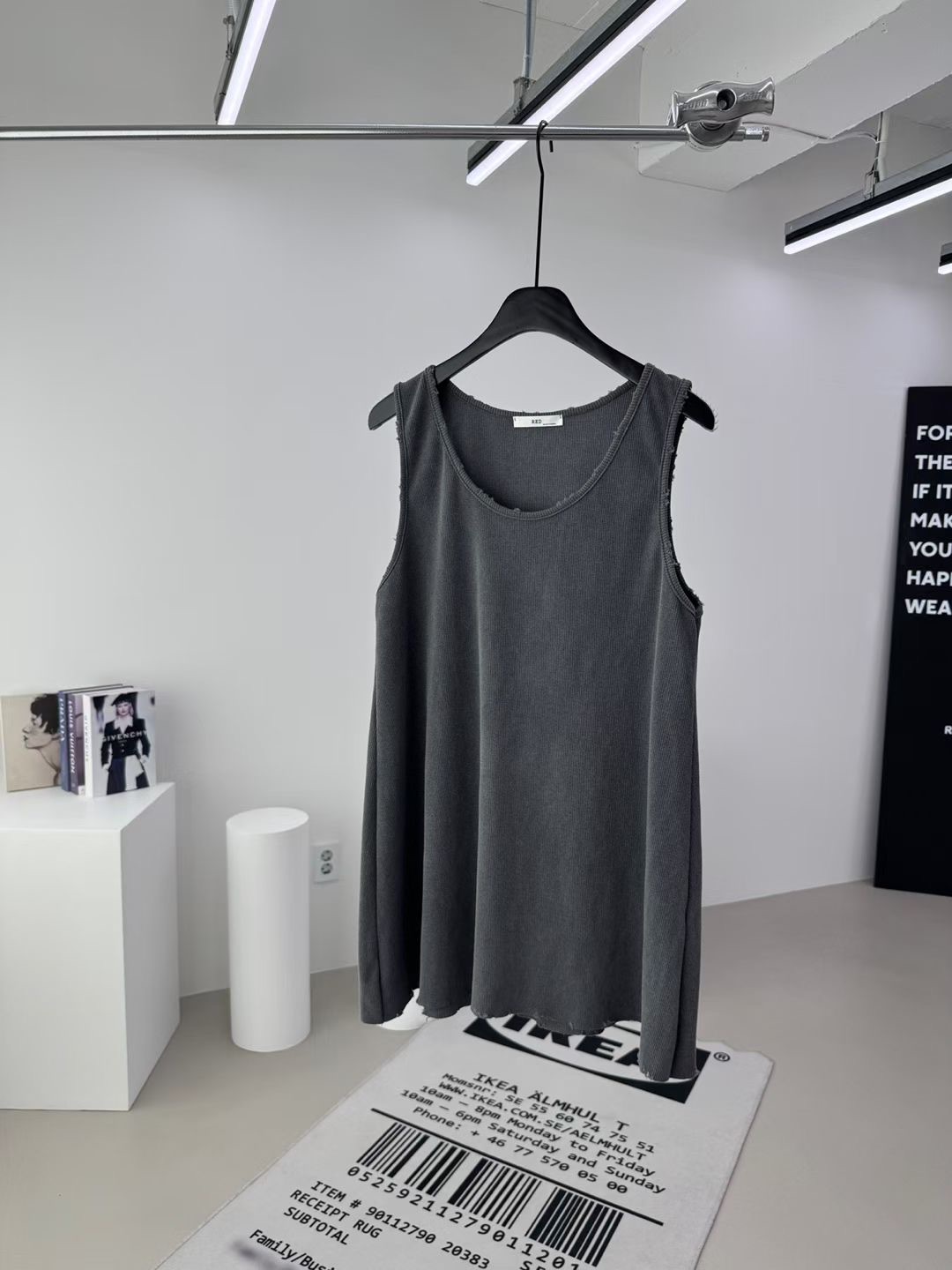 FG23 / RIPPED EDGES LONG TANK TOP