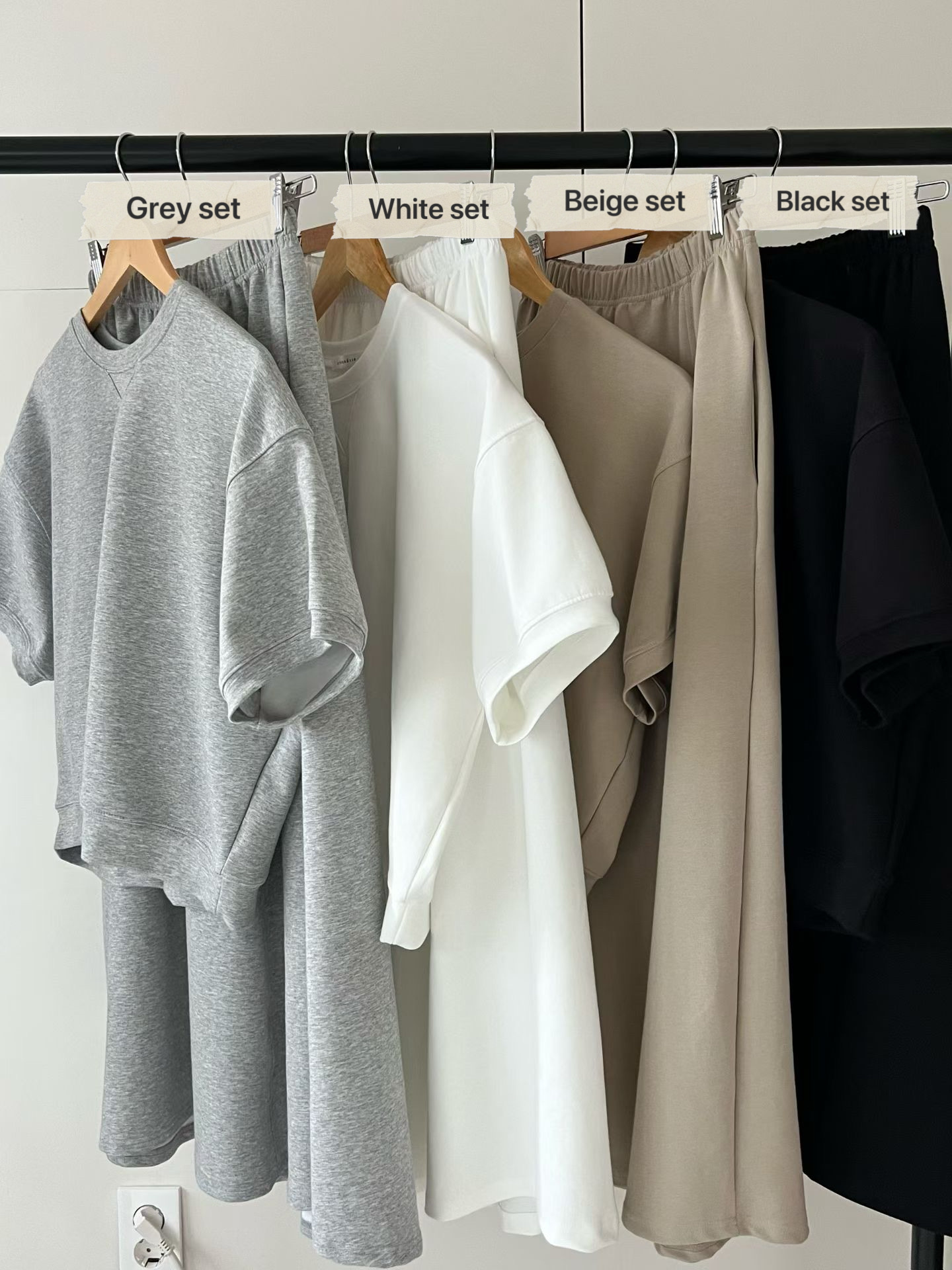 FG26 / SHORT SLEEVES PULLOVER WITH POCKET SKIRT SET