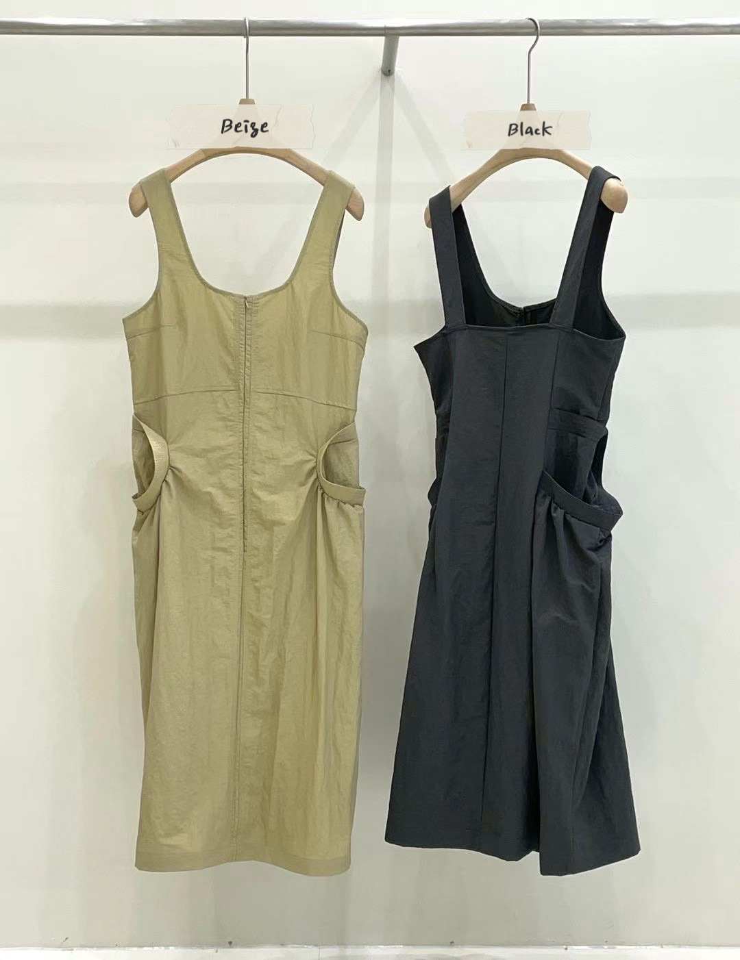 SG08 / ASHLEY ZIP FRONT DETAIL POCKET DRESS