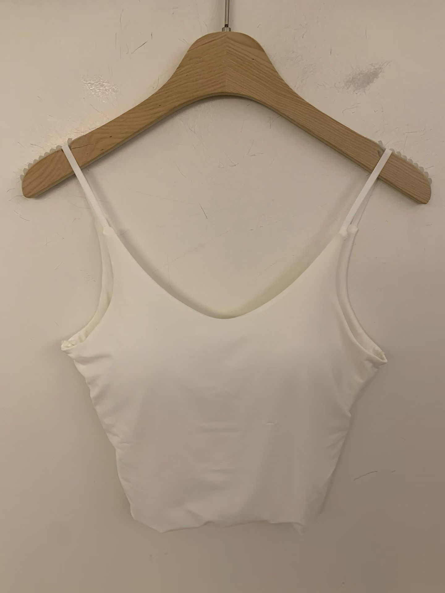 PG34 / CAMISOLE PADDED CROPPED TOP