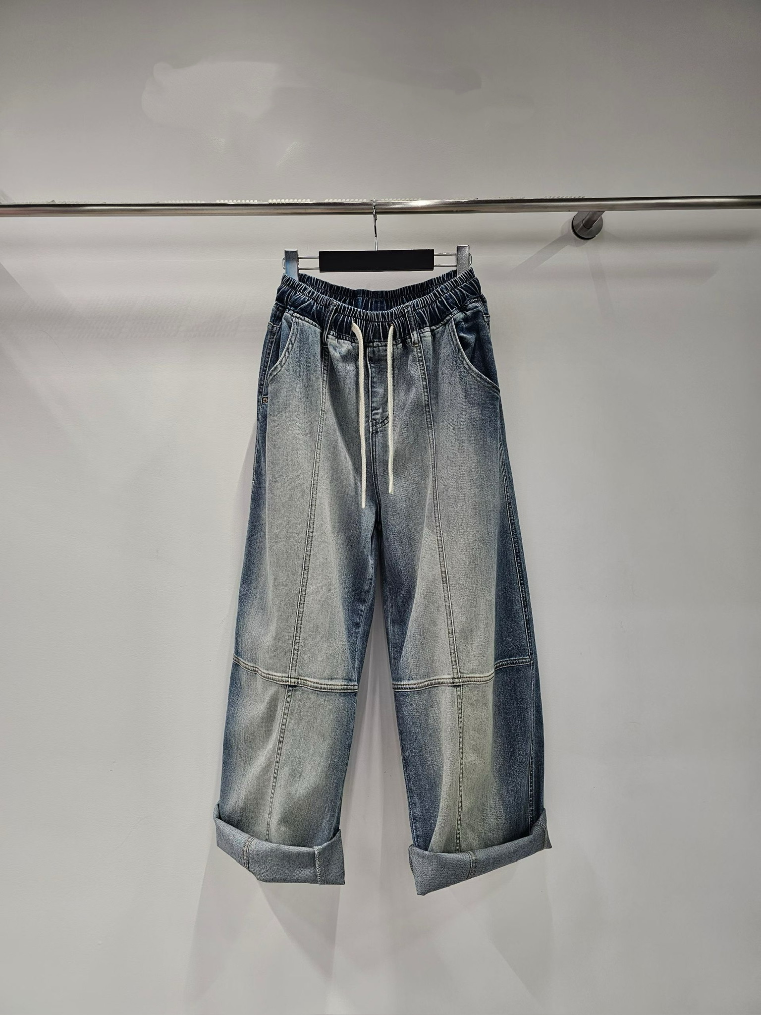 YY18 / WASHED TONE SEGMENTED LOOSE FIT TROUSERS