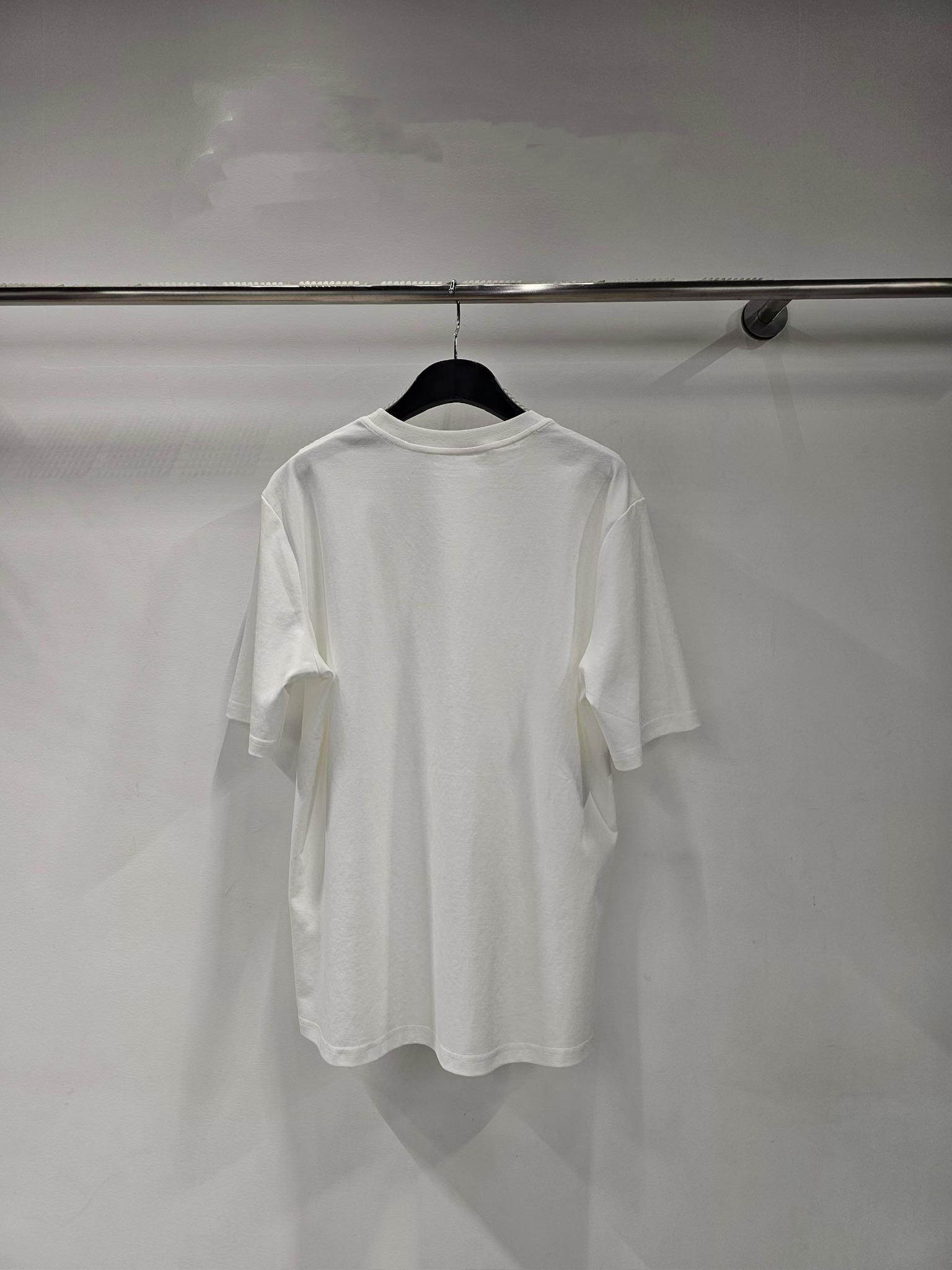 YY11 / ABSTRACT RAW-EDGE PATCHWORK TEE