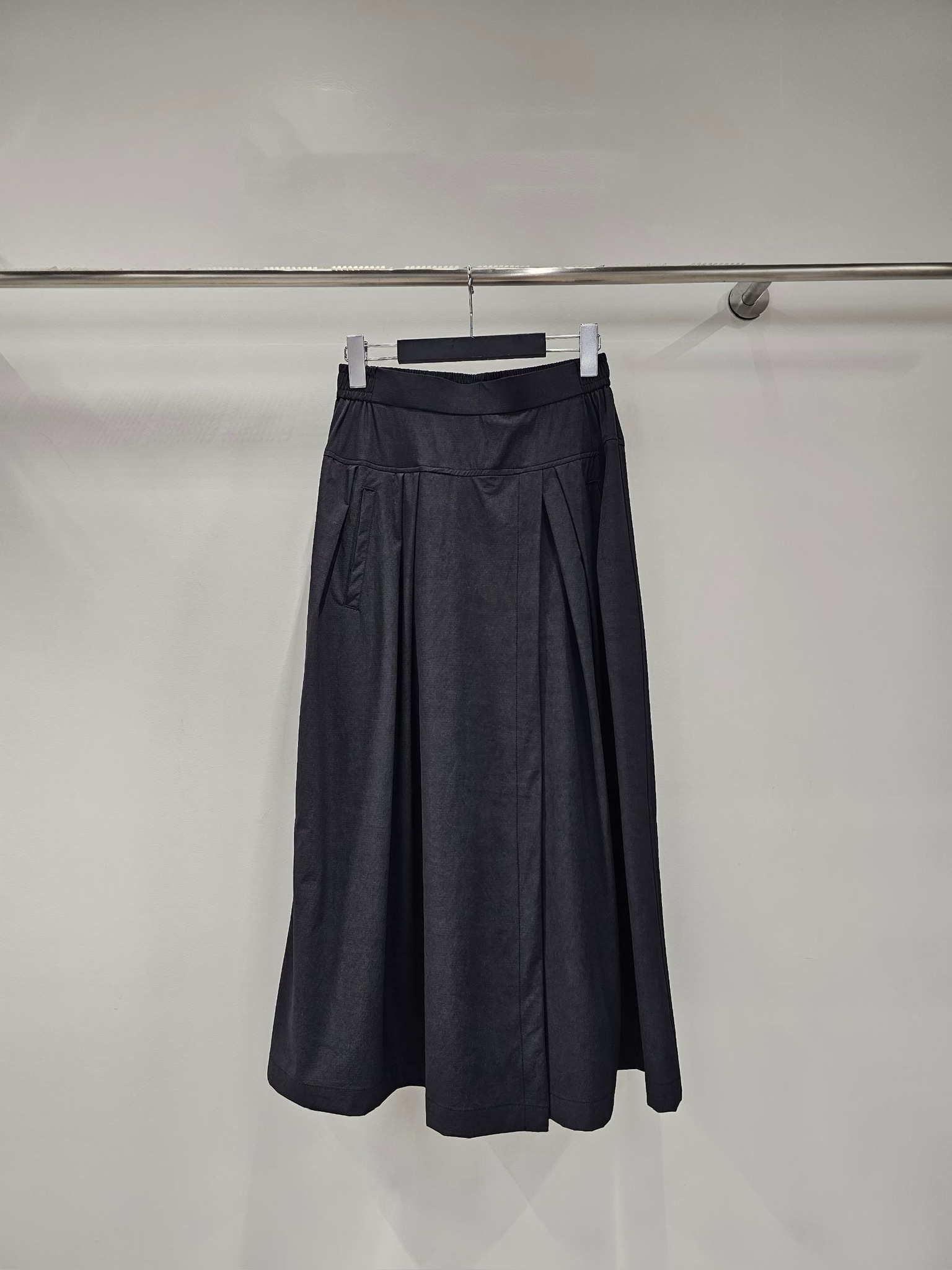 YY16 / PINTUCK POCKET CULOTTES