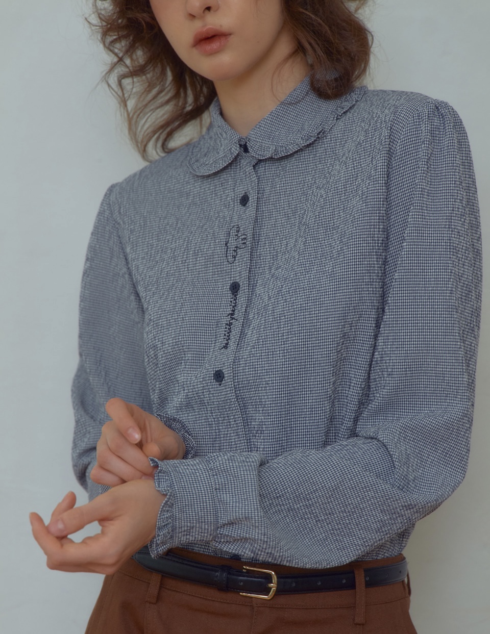 DD16 / Ellis Ruffled Blouse