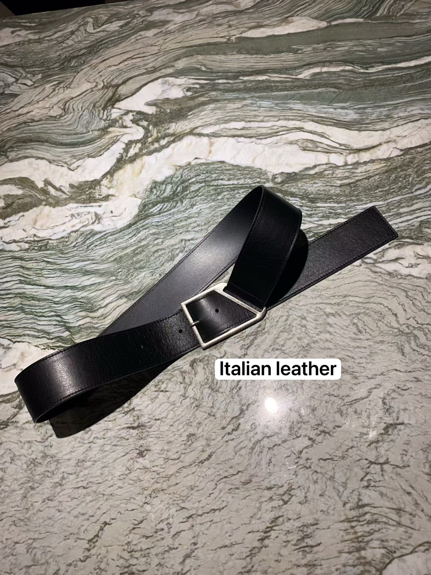 KS06 / GEOMETRIC BUCKLE LEATHER BELT