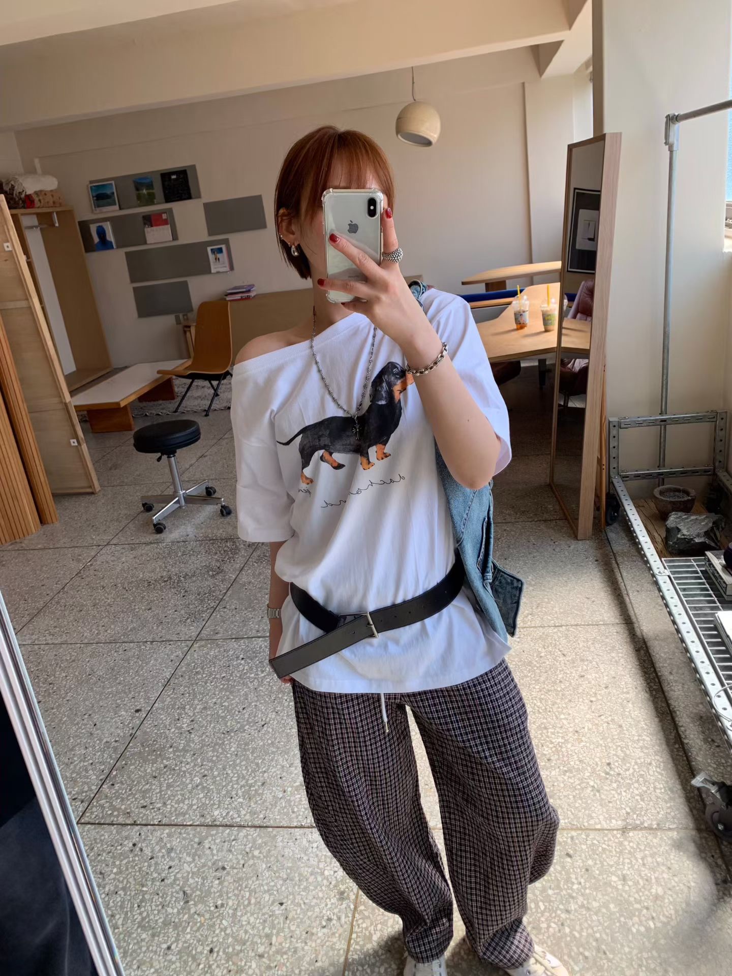 KS09 / DACHSHUND PRINT OFF SHOULDER TEE